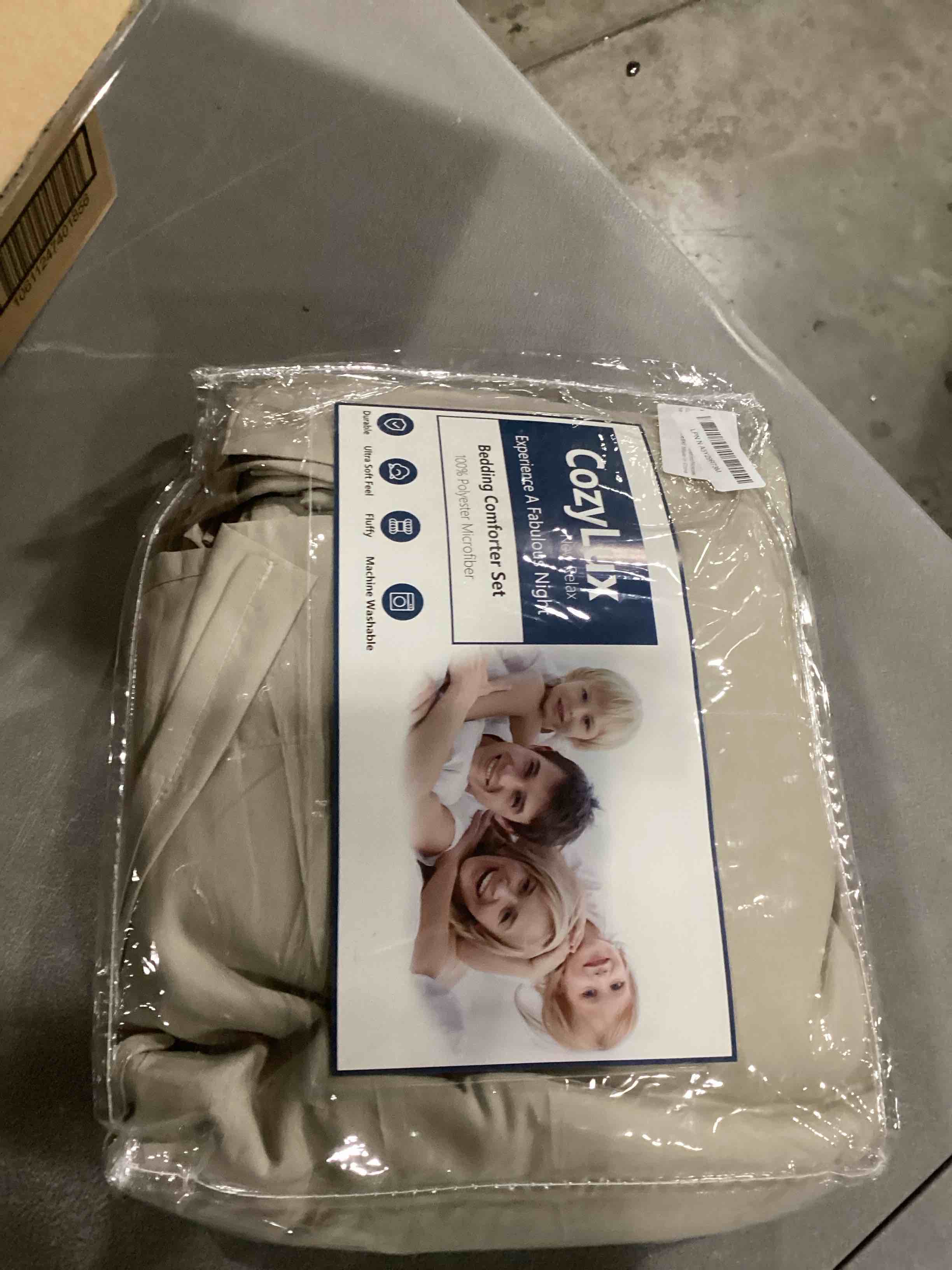 https://s3.amazonaws.com/lotting-images-prod/bidfta/PNK1311909_1745415638092.jpeg