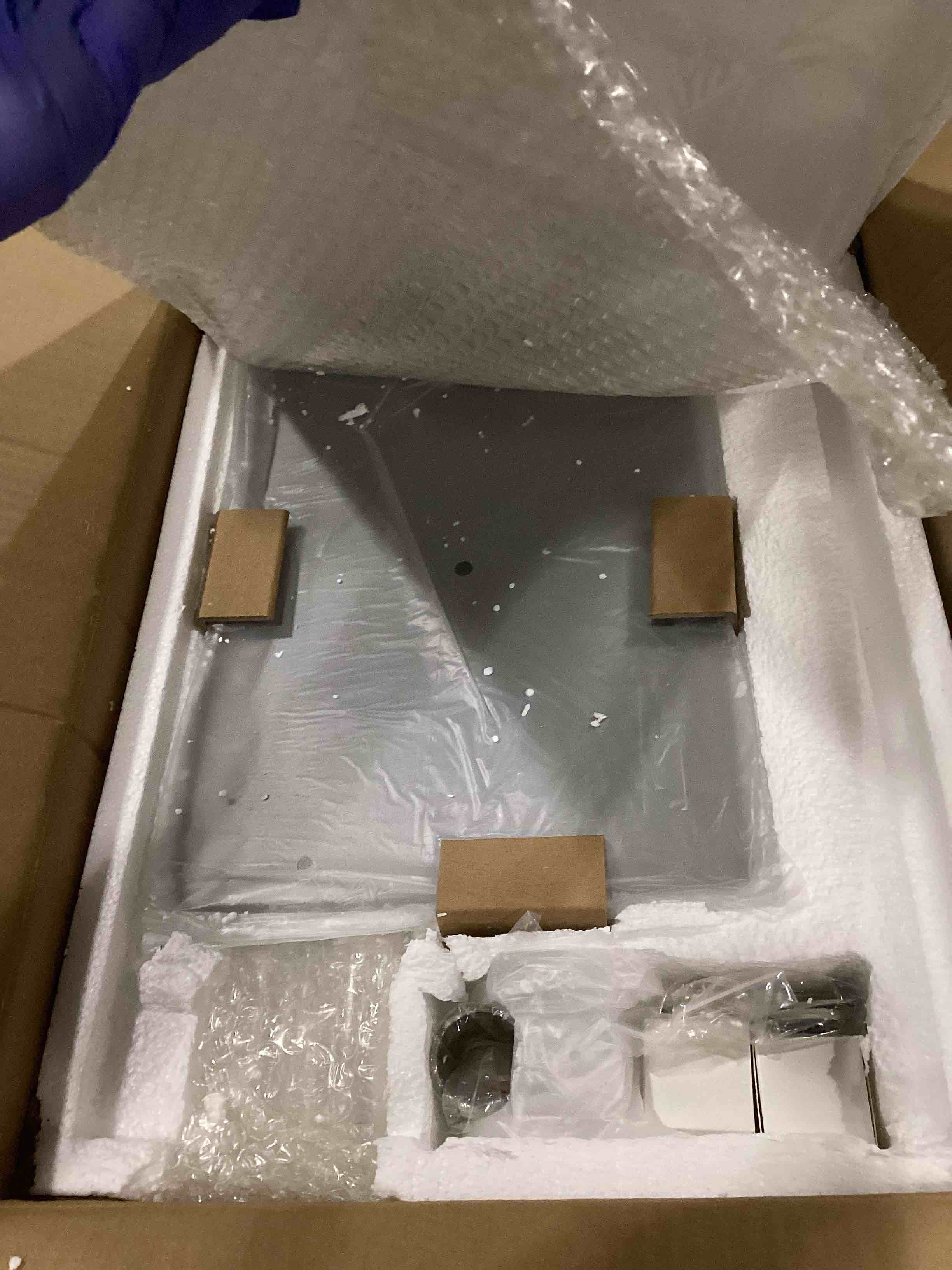 https://s3.amazonaws.com/lotting-images-prod/bidfta/PNK1311992_1745429412178.jpeg