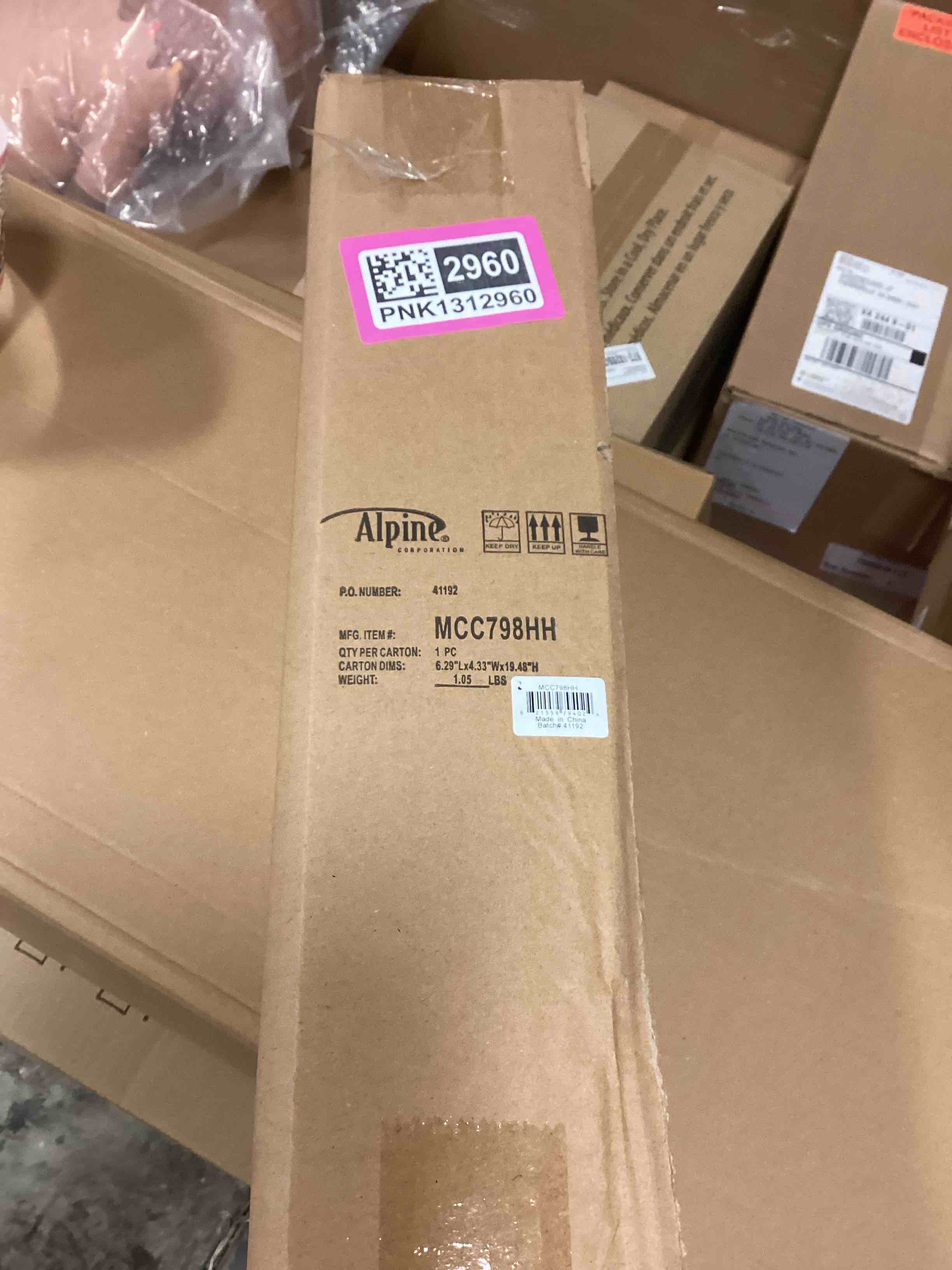 https://s3.amazonaws.com/lotting-images-prod/bidfta/PNK1312960_1737496725809.jpeg