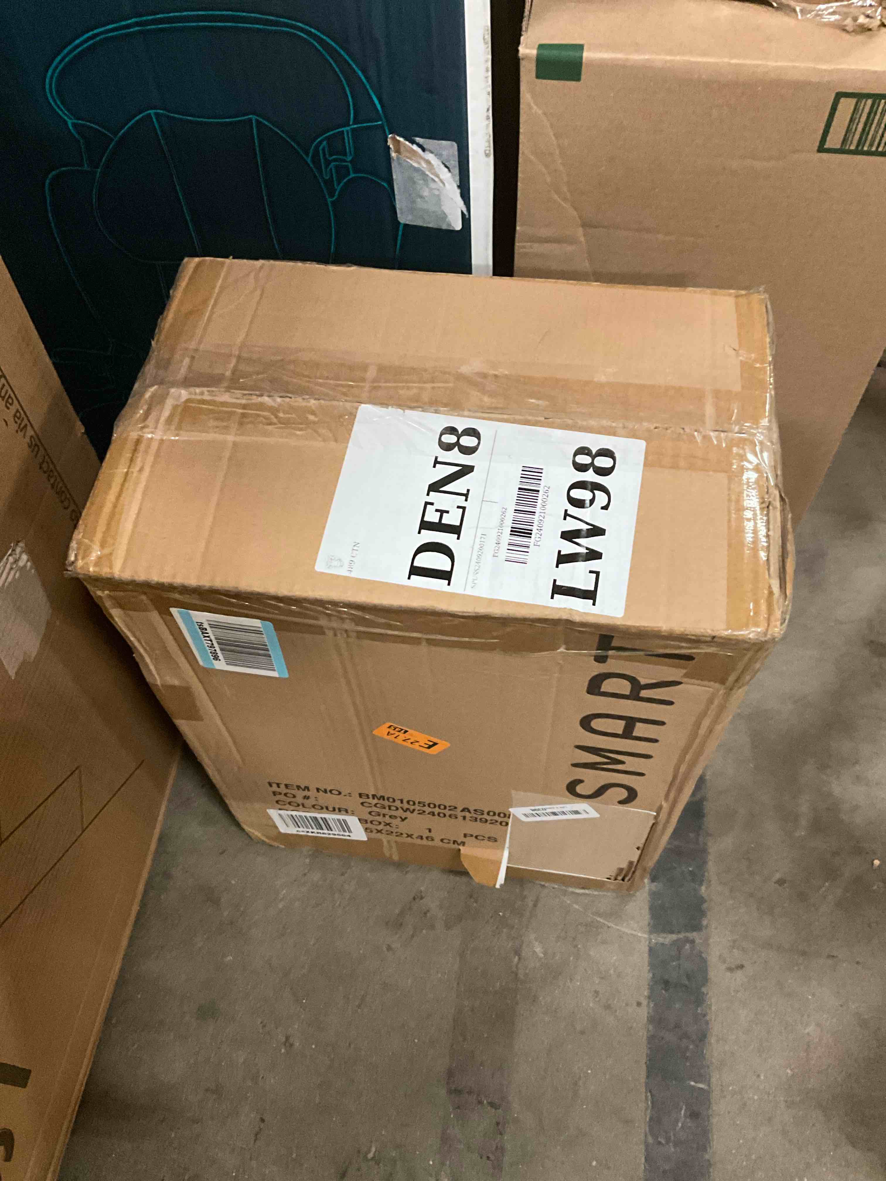 https://s3.amazonaws.com/lotting-images-prod/bidfta/PNK1315452_1736460549795.jpeg