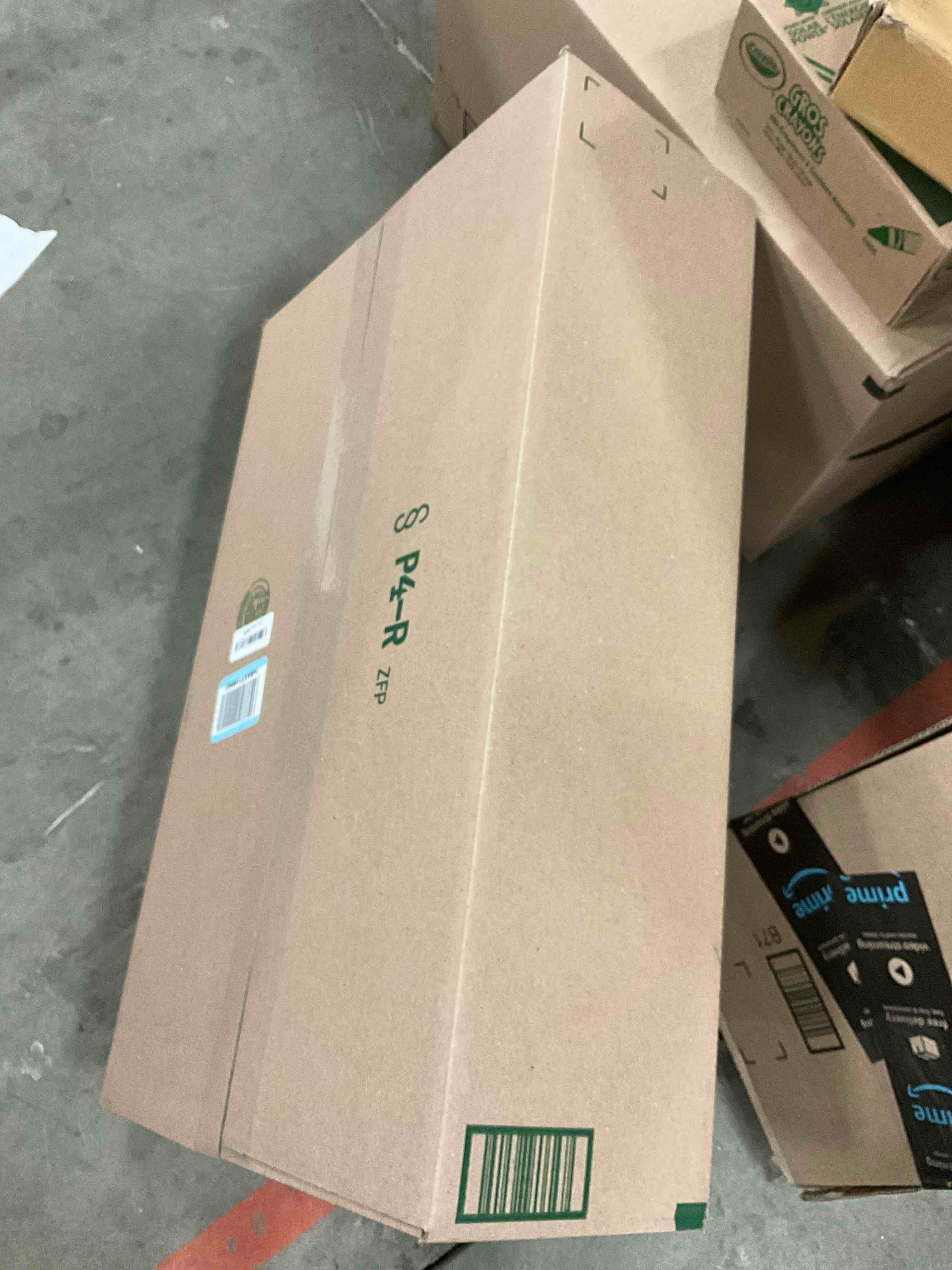 https://s3.amazonaws.com/lotting-images-prod/bidfta/PNK1315460_1736460216250.jpeg