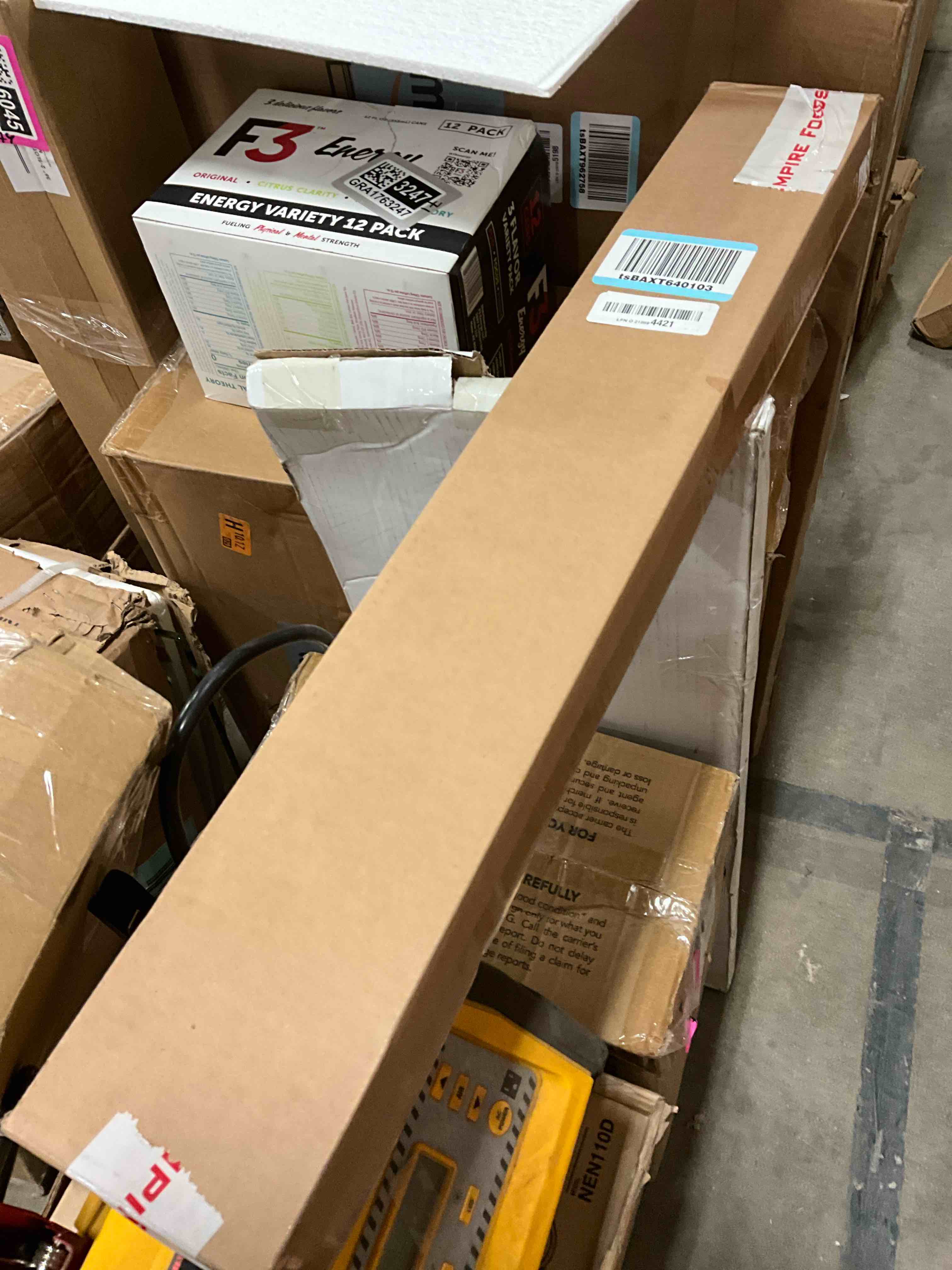 https://s3.amazonaws.com/lotting-images-prod/bidfta/PNK1316874_1737562149537.jpeg