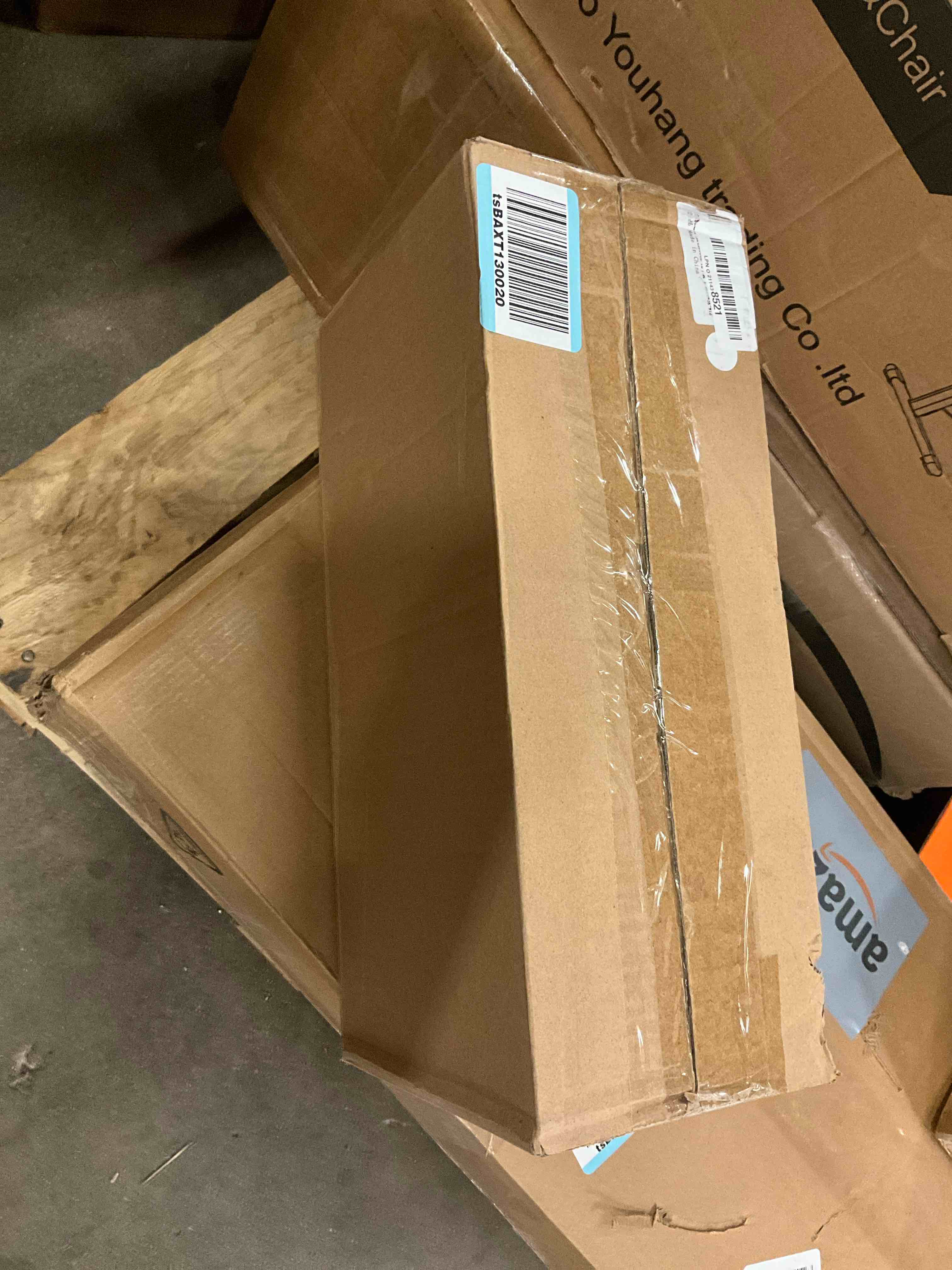 https://s3.amazonaws.com/lotting-images-prod/bidfta/PNK1317048_1737671303252.jpeg