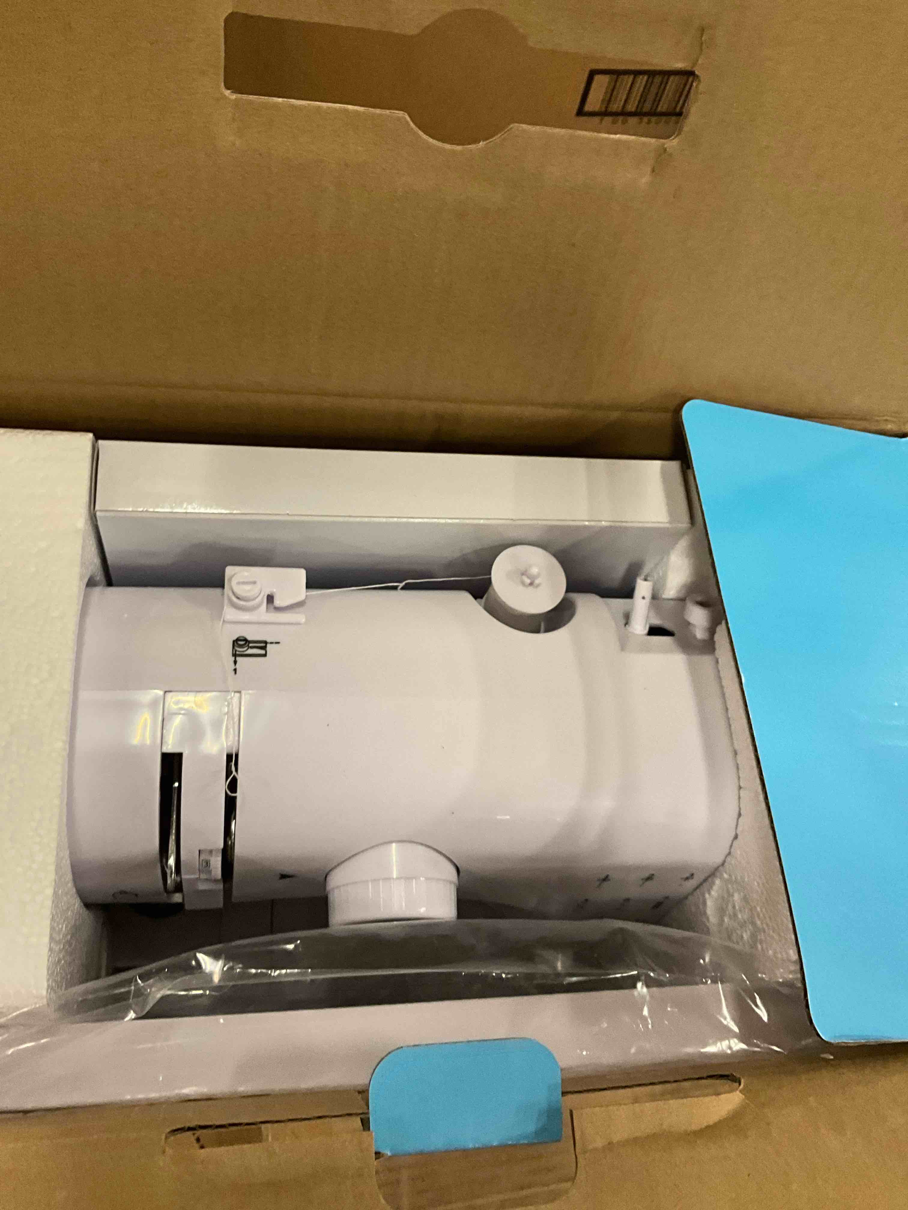 https://s3.amazonaws.com/lotting-images-prod/bidfta/PNK1317058_1737670669226.jpeg
