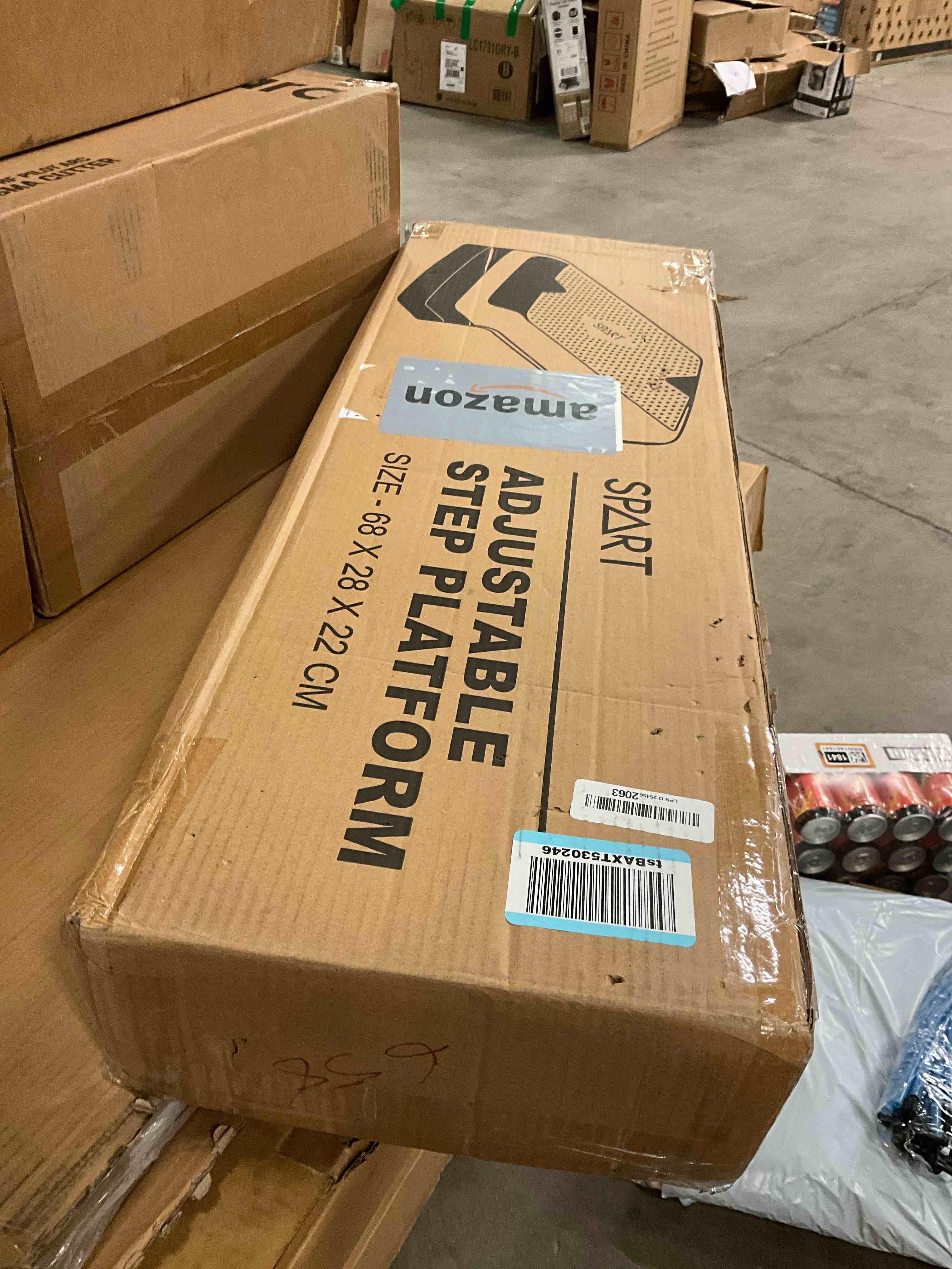 https://s3.amazonaws.com/lotting-images-prod/bidfta/PNK1317064_1737670268399.jpeg