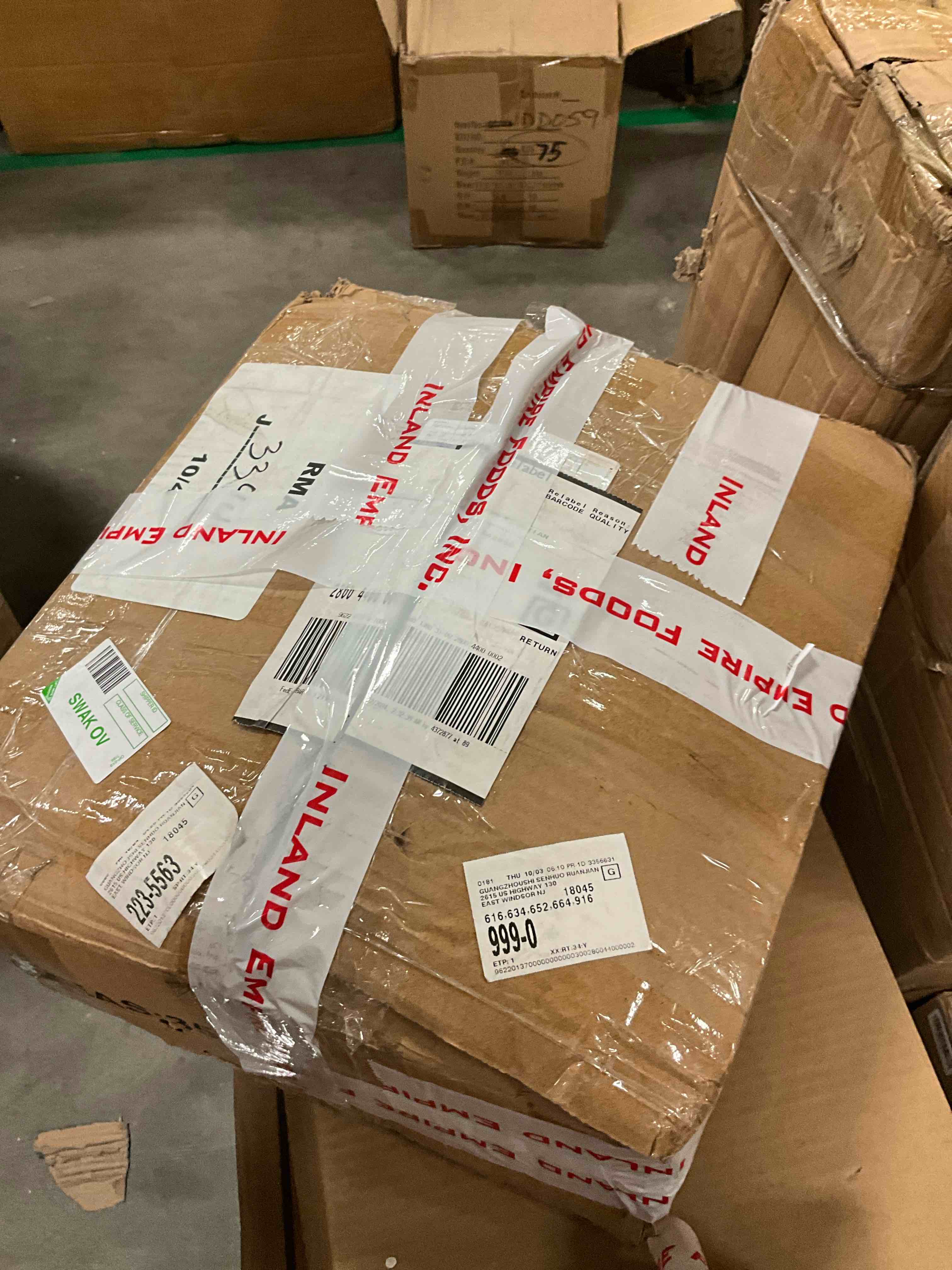 https://s3.amazonaws.com/lotting-images-prod/bidfta/PNK1317393_1738012419356.jpeg