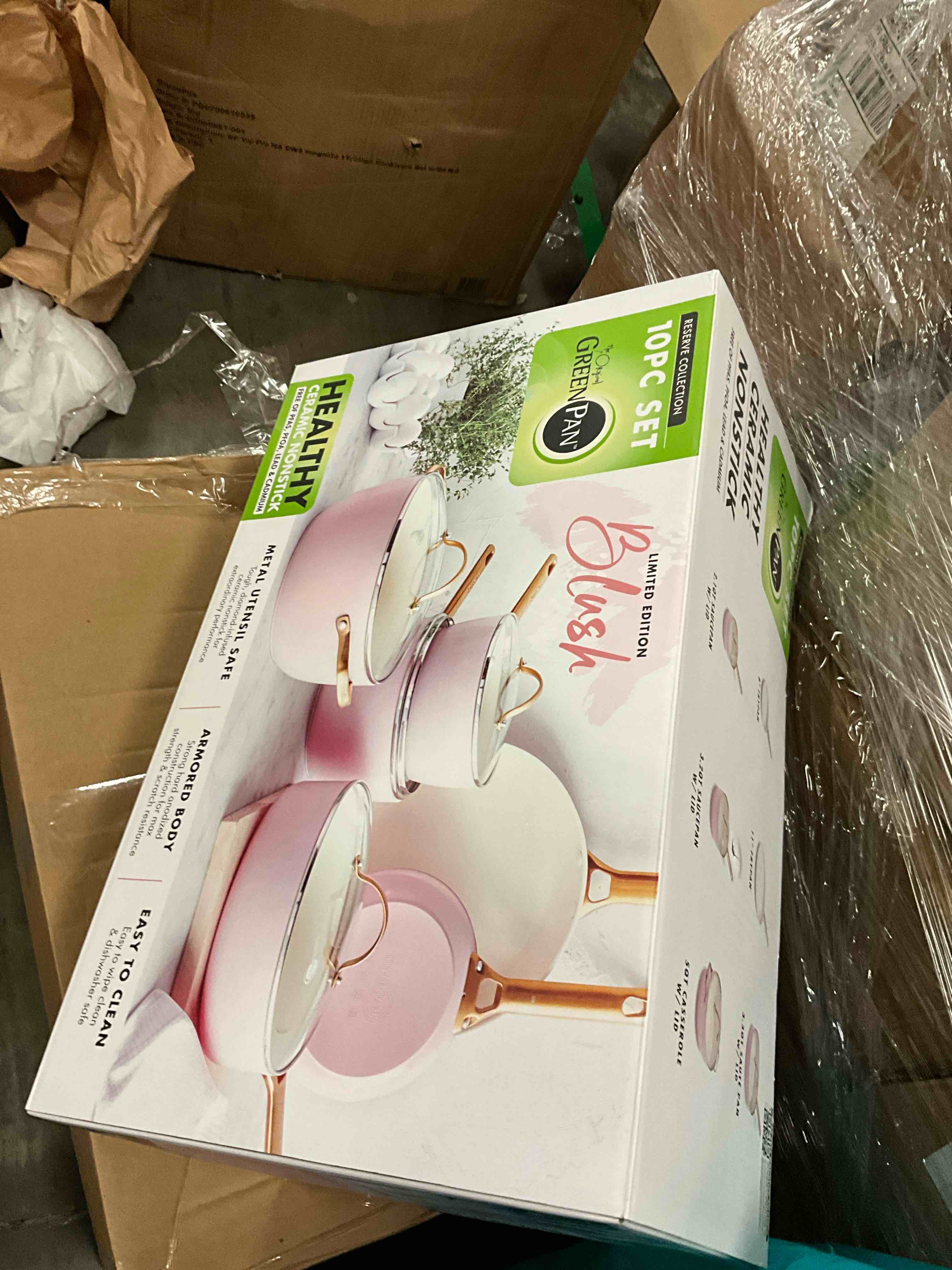 https://s3.amazonaws.com/lotting-images-prod/bidfta/PNK1317571_1738087370564.jpeg