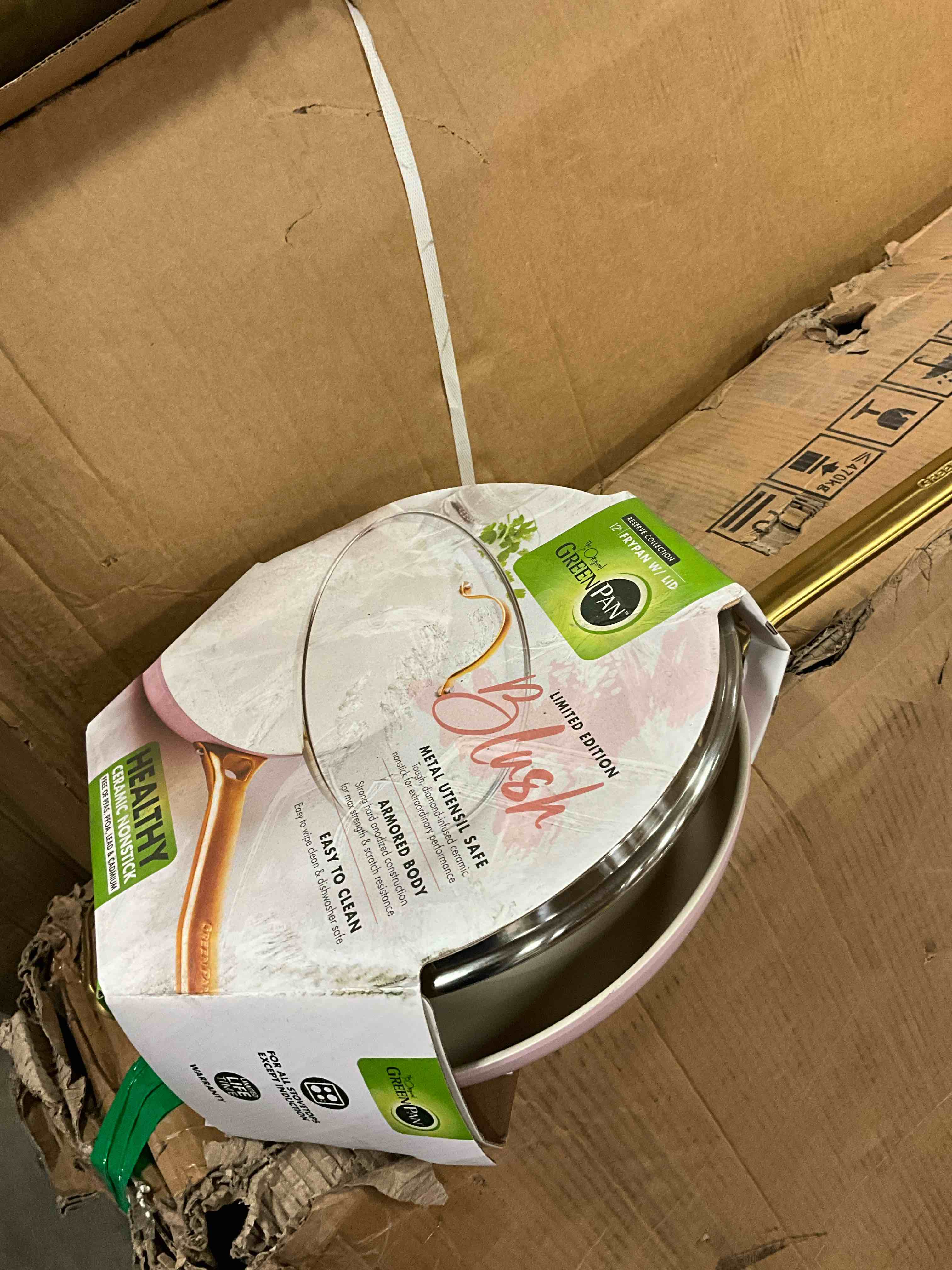 https://s3.amazonaws.com/lotting-images-prod/bidfta/PNK1317579_1738081704010.jpeg