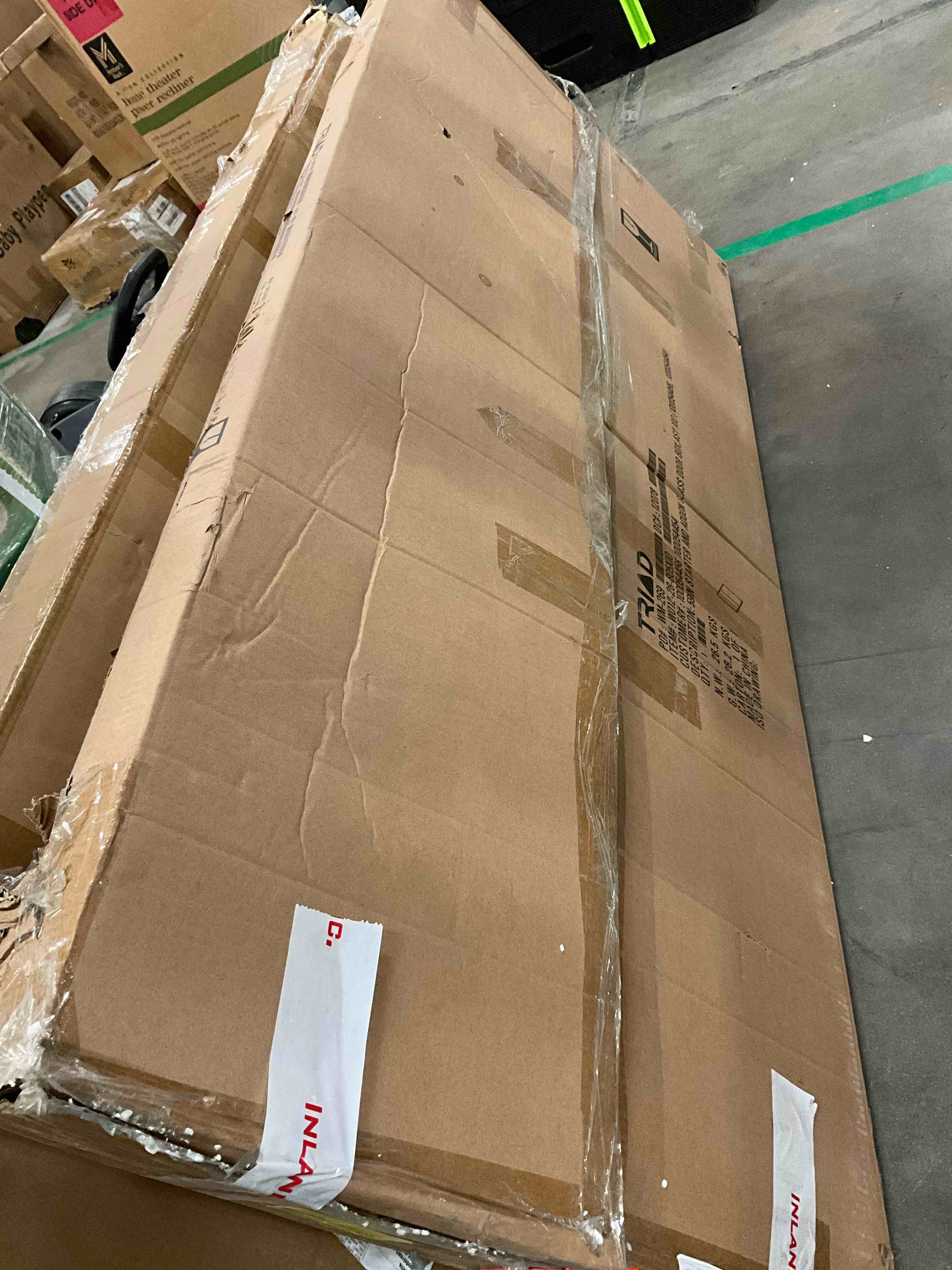 https://s3.amazonaws.com/lotting-images-prod/bidfta/PNK1317883_1738277634439.jpeg