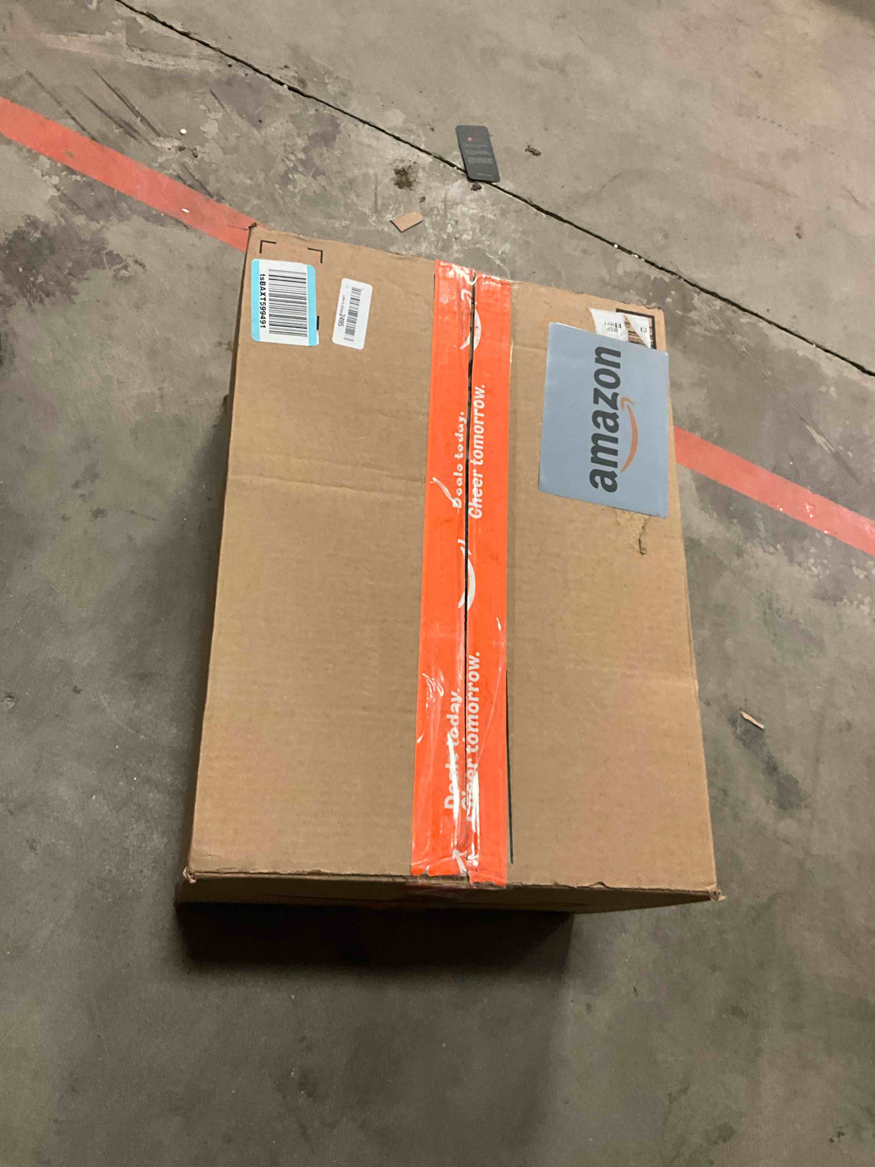 https://s3.amazonaws.com/lotting-images-prod/bidfta/PNK1318525_1738698993486.jpeg