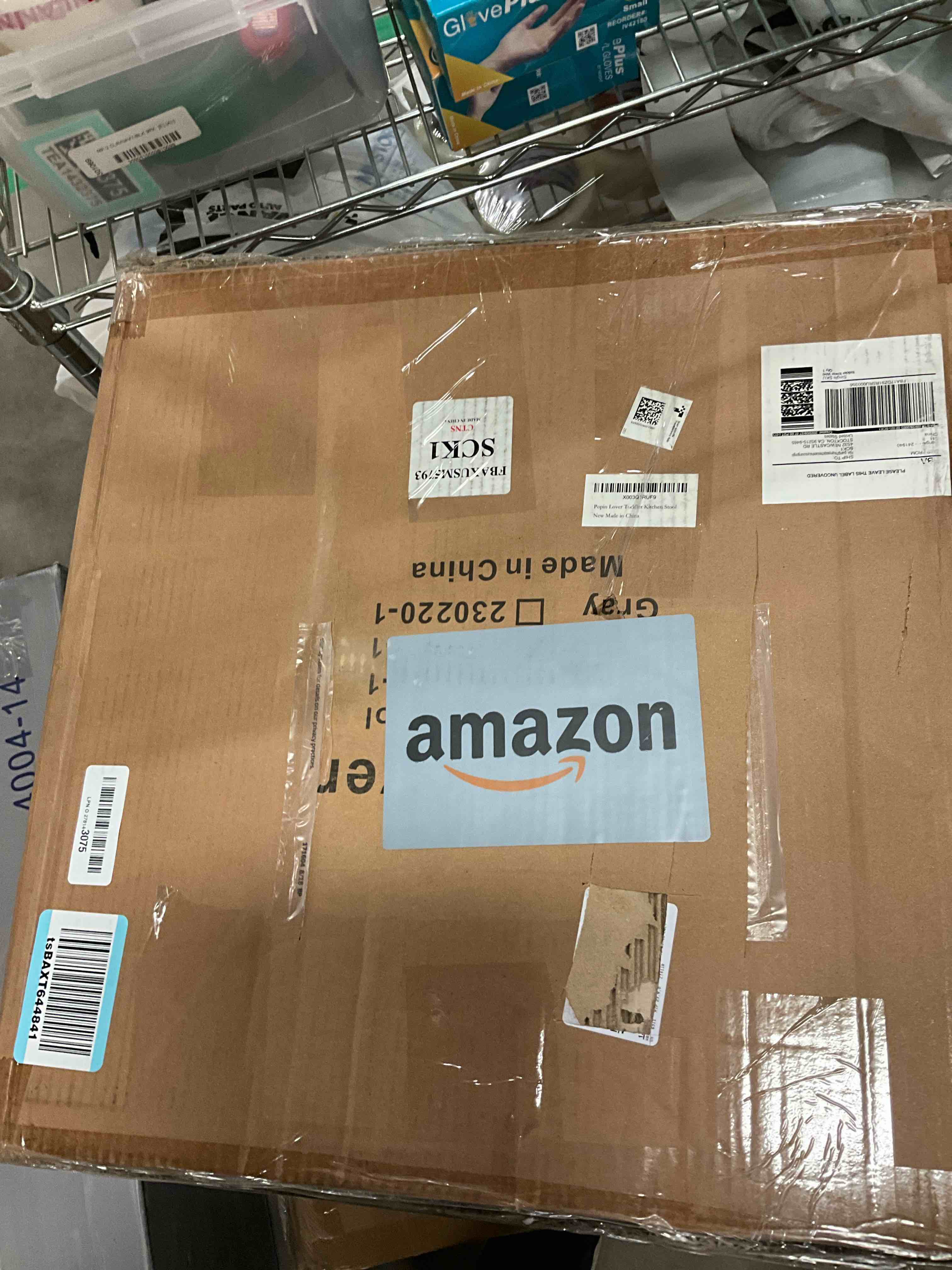 https://s3.amazonaws.com/lotting-images-prod/bidfta/PNK1319211_1739285883548.jpeg