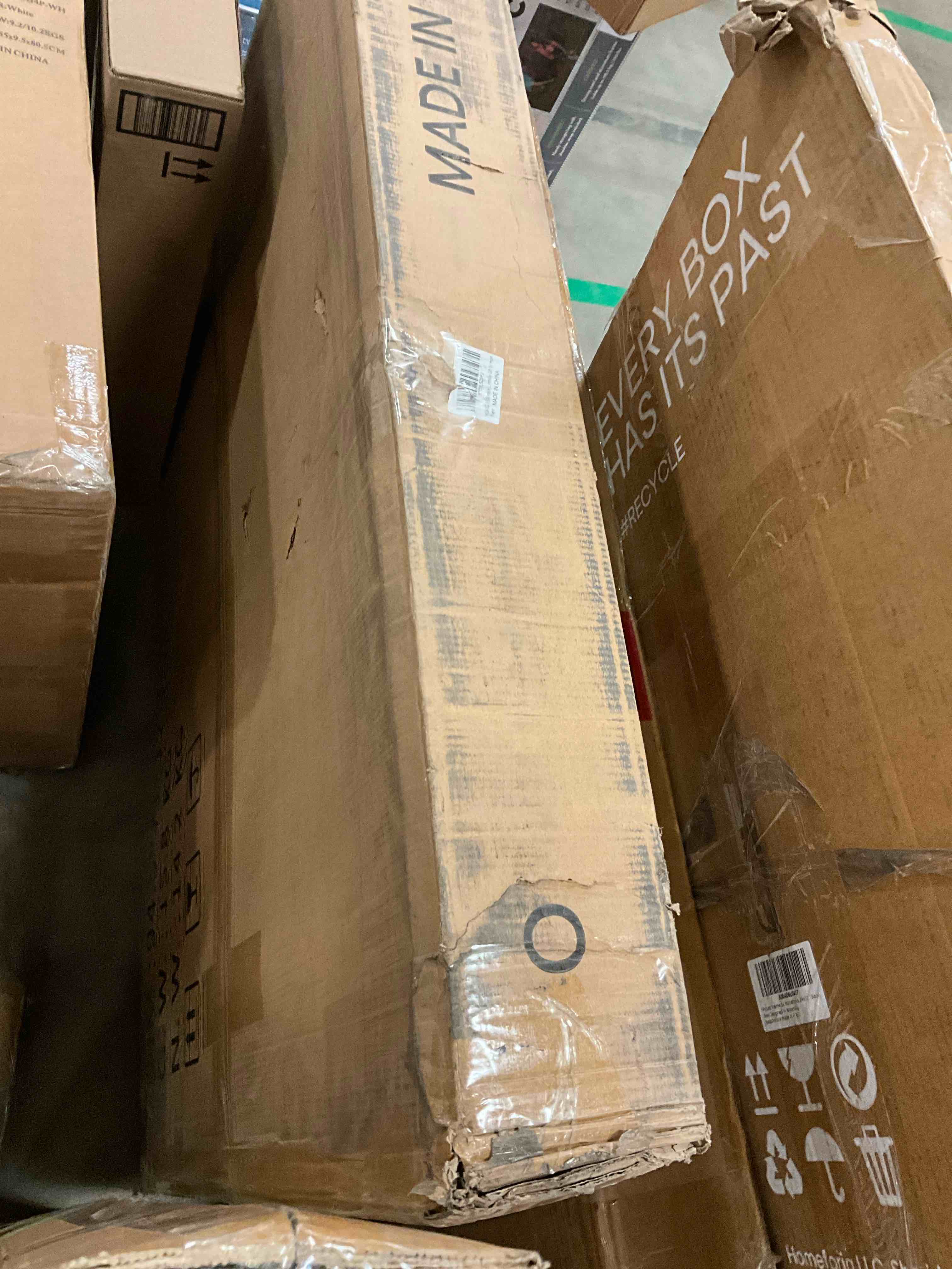 https://s3.amazonaws.com/lotting-images-prod/bidfta/PNK1319213_1739285729352.jpeg