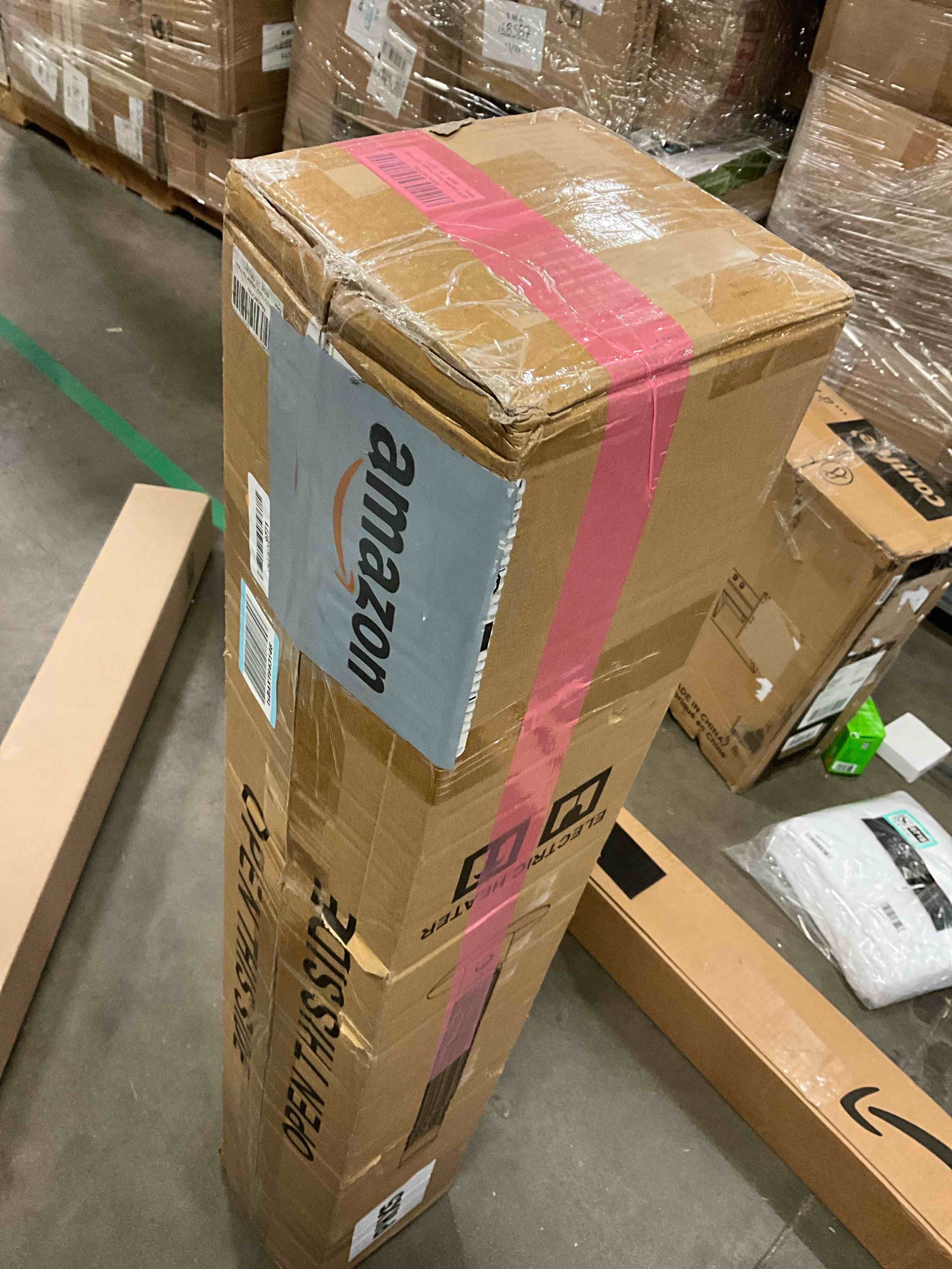 https://s3.amazonaws.com/lotting-images-prod/bidfta/PNK1319341_1739311969139.jpeg