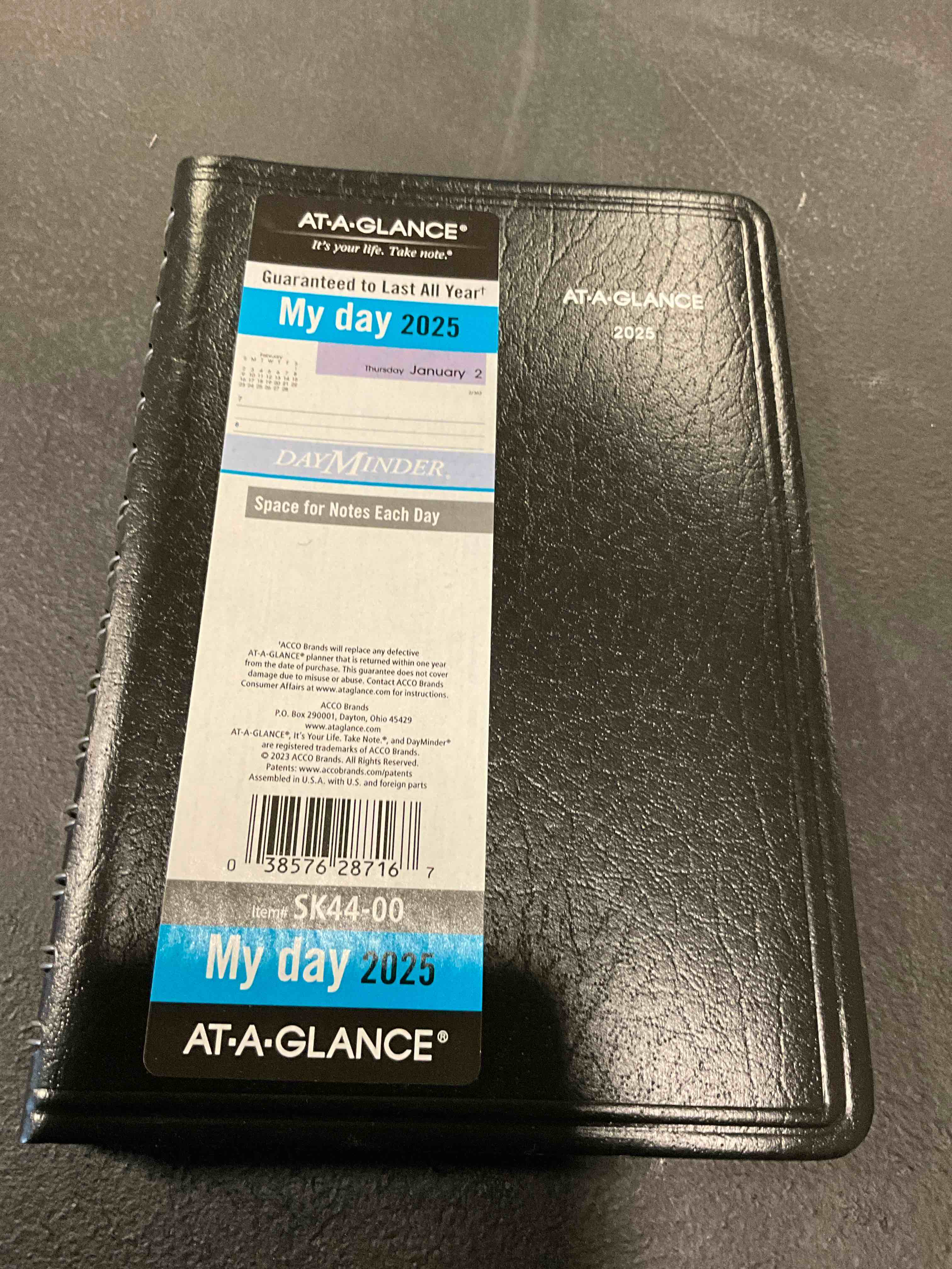 https://s3.amazonaws.com/lotting-images-prod/bidfta/PNK1320496_1740434005636.jpeg