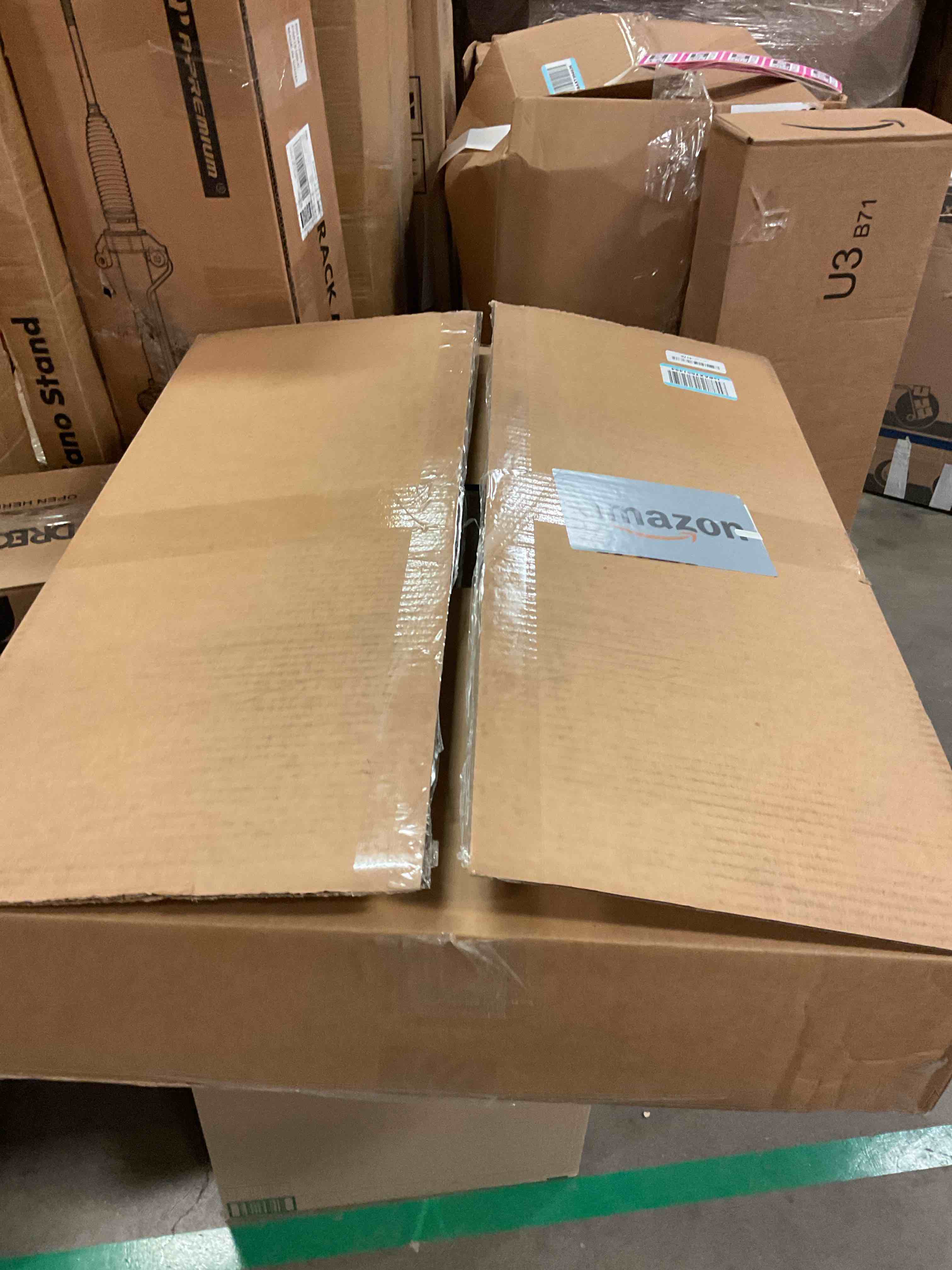 https://s3.amazonaws.com/lotting-images-prod/bidfta/PNK1322406_1741384750036.jpeg