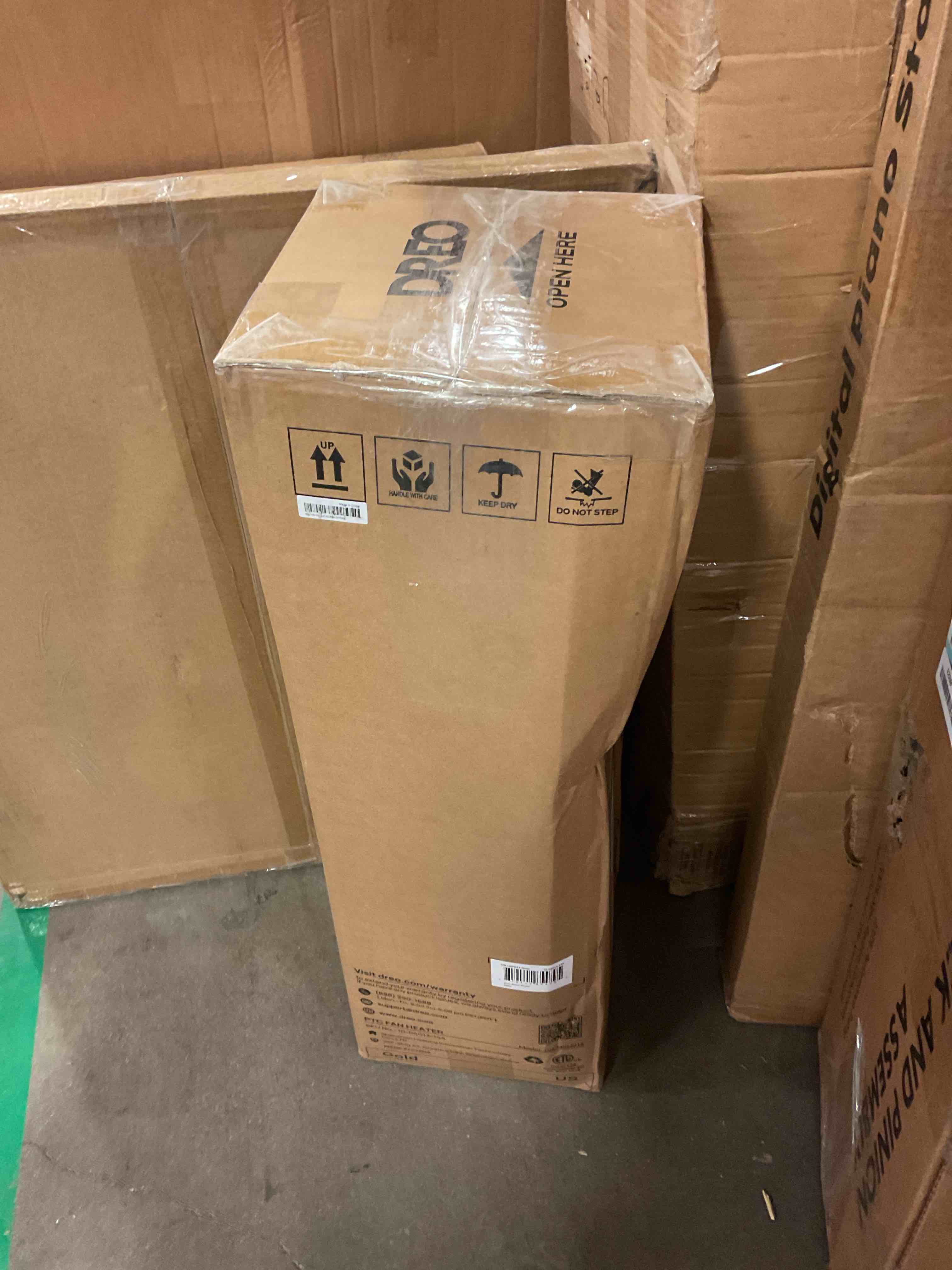 https://s3.amazonaws.com/lotting-images-prod/bidfta/PNK1322408_1741384965609.jpeg