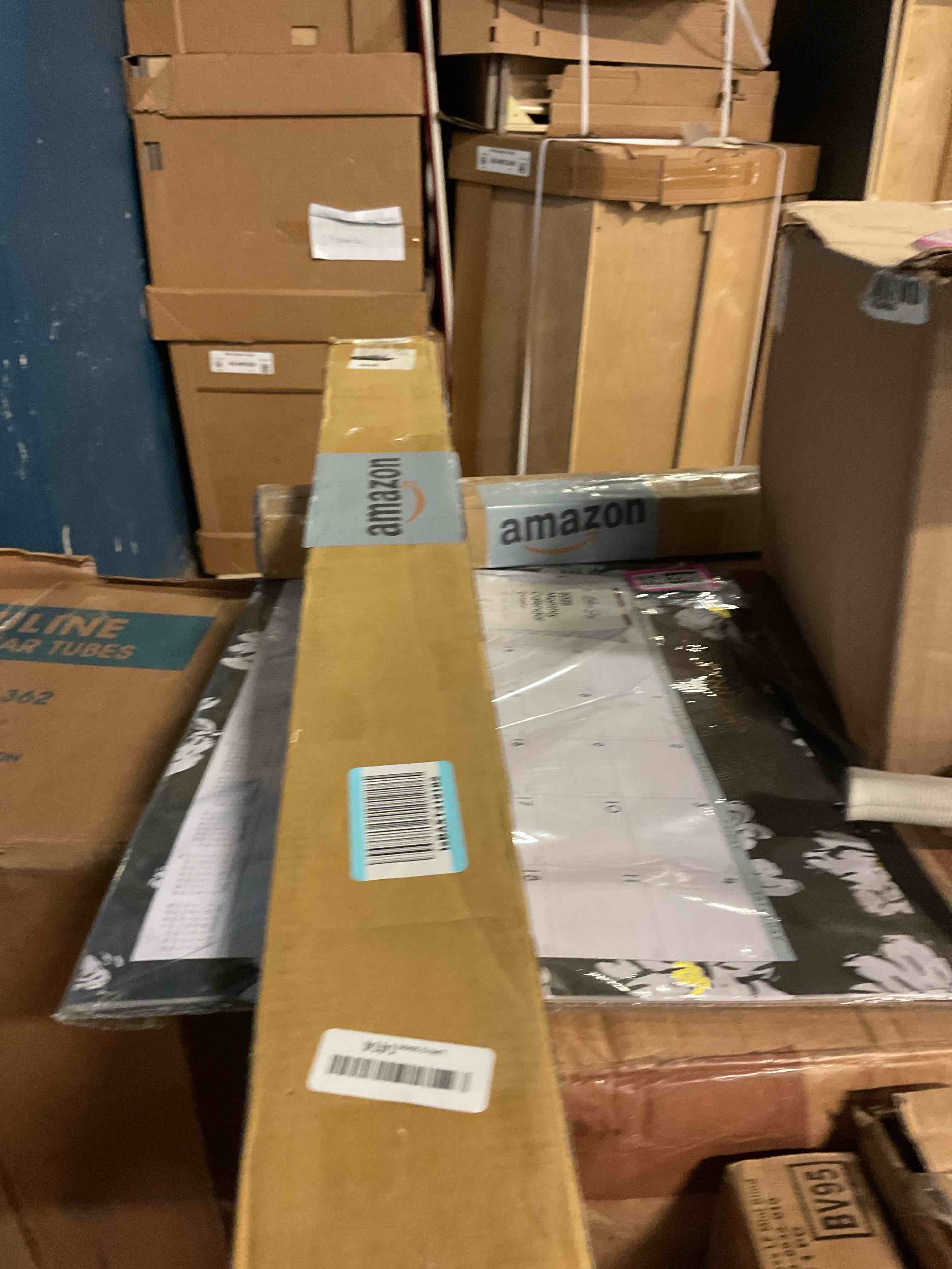 https://s3.amazonaws.com/lotting-images-prod/bidfta/PNK1322591_1741704441517.jpeg