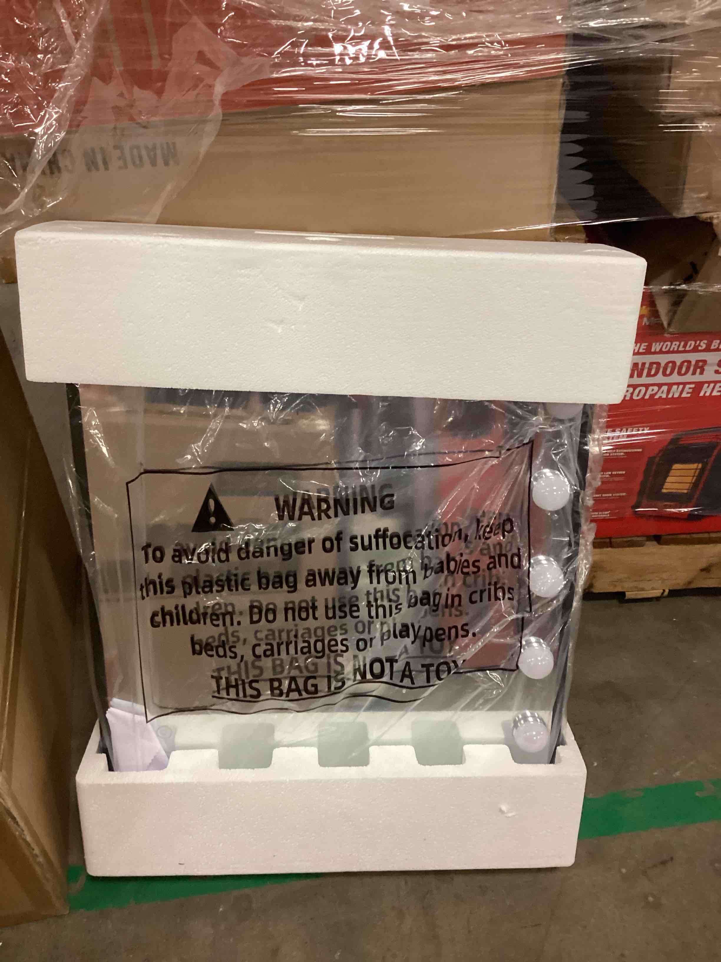 https://s3.amazonaws.com/lotting-images-prod/bidfta/PNK1322733_1741965199965.jpeg