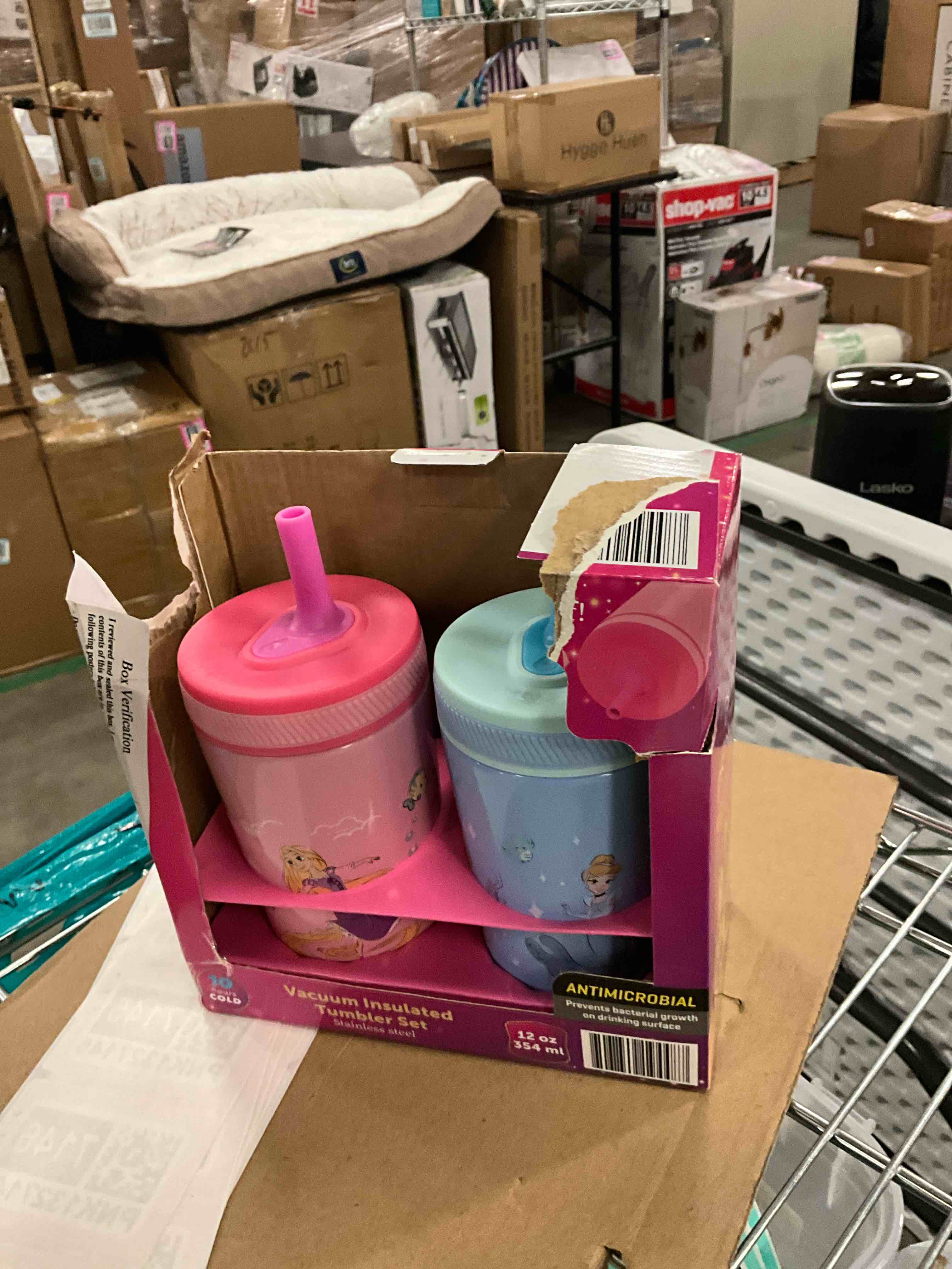 https://s3.amazonaws.com/lotting-images-prod/bidfta/PNK1327137_1740761524195.jpeg