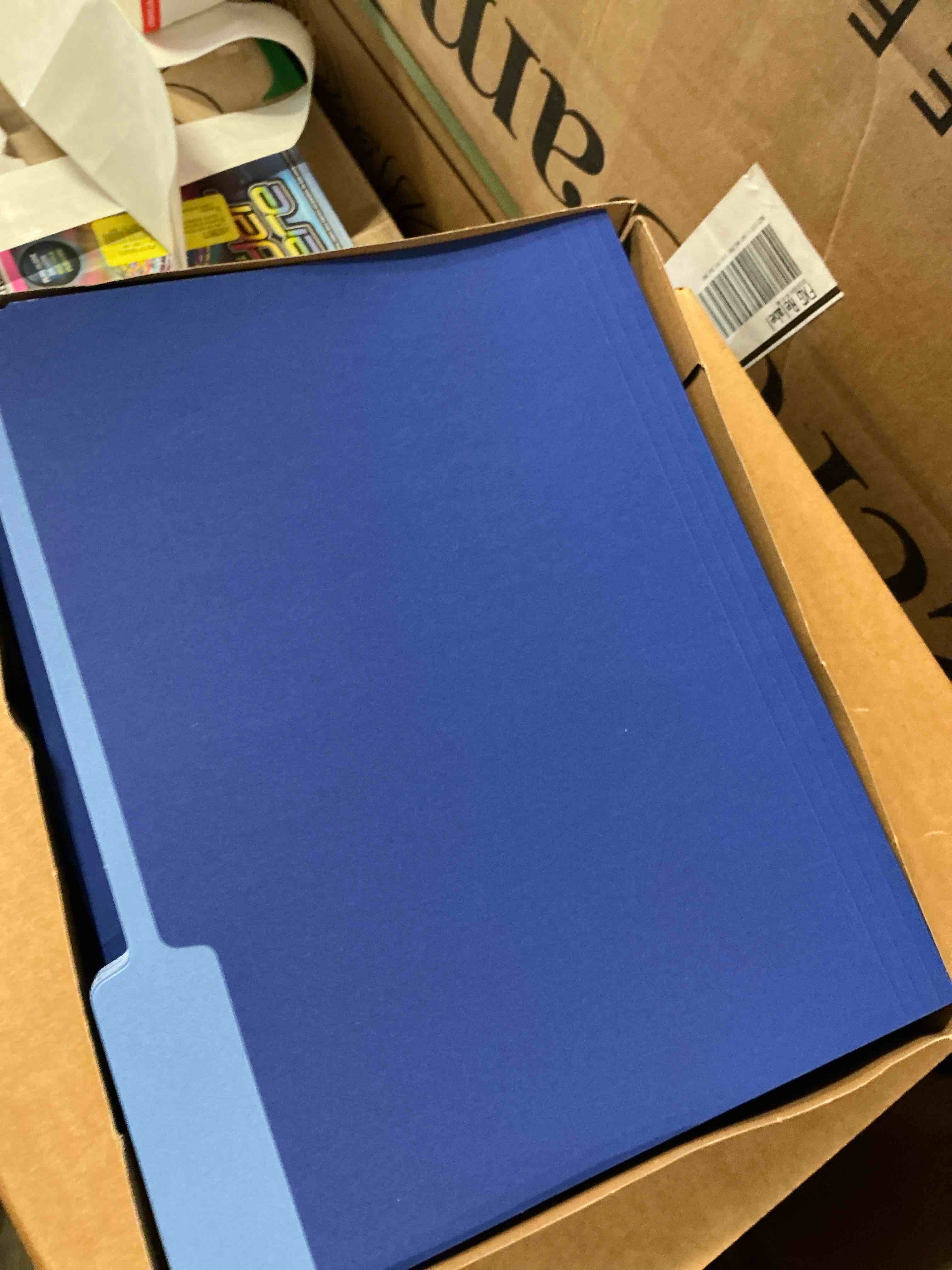 https://s3.amazonaws.com/lotting-images-prod/bidfta/PNK1333032_1741877456142.jpeg