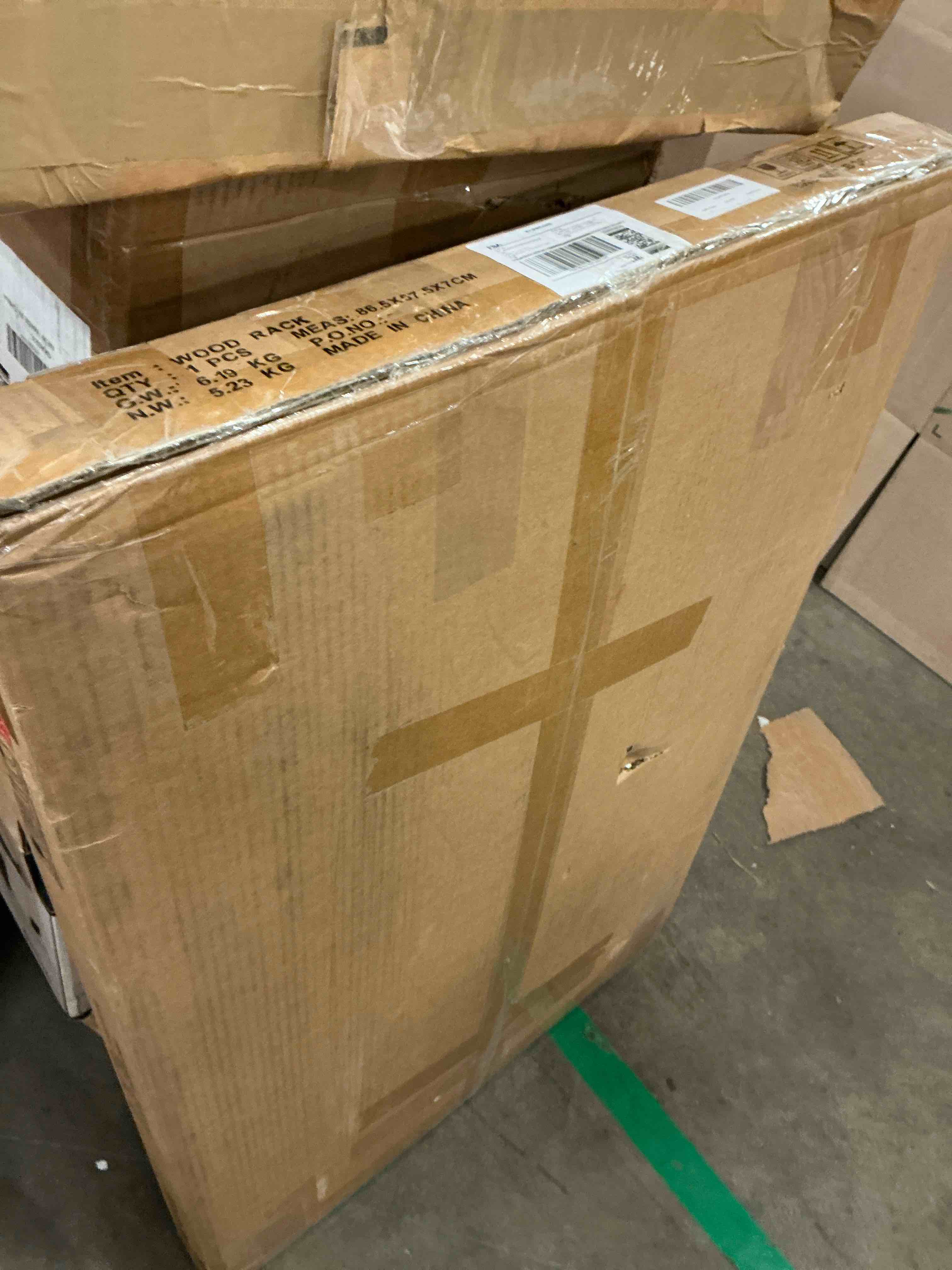 https://s3.amazonaws.com/lotting-images-prod/bidfta/PNK1333912_1744039336677.jpeg