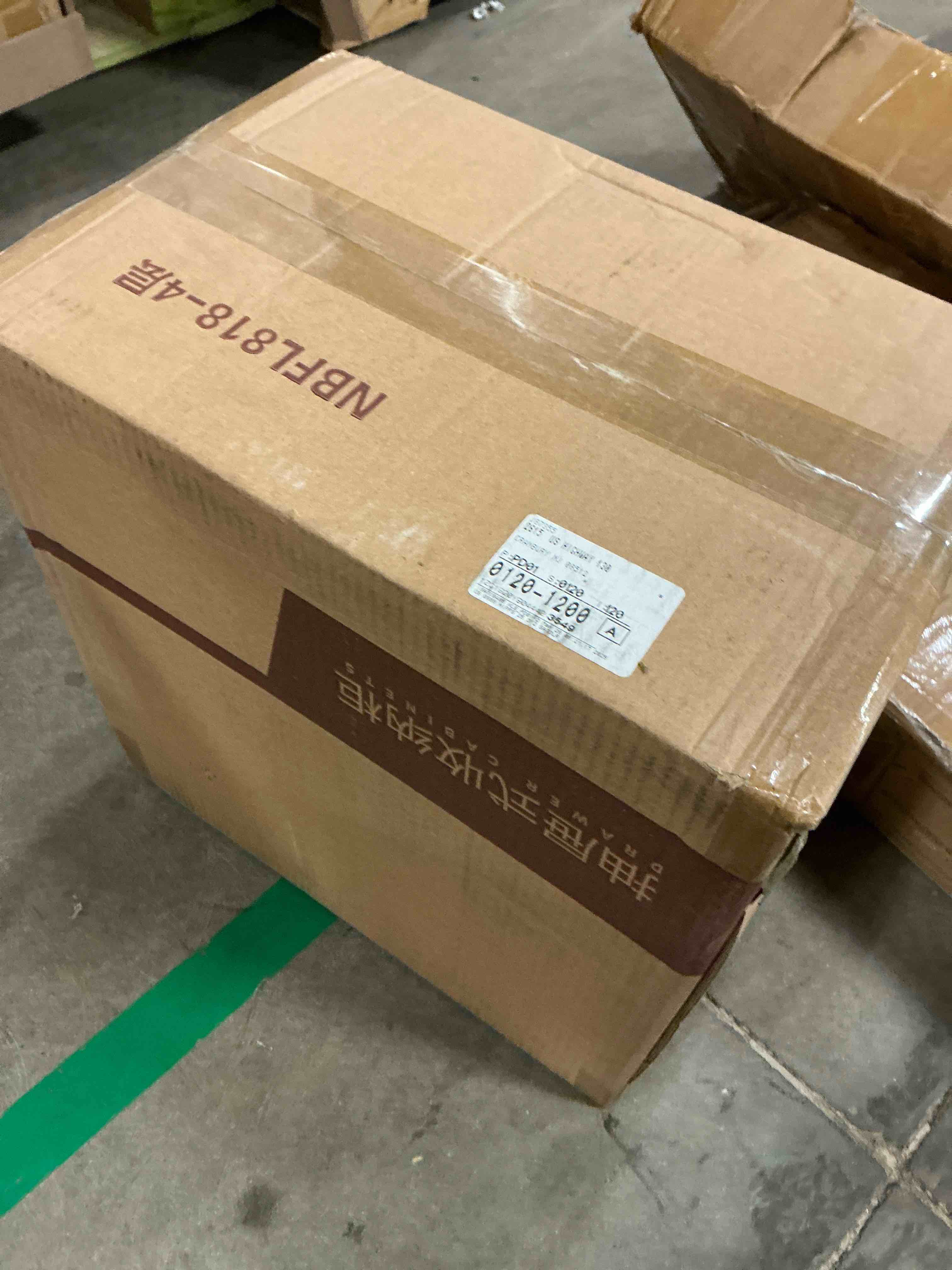 https://s3.amazonaws.com/lotting-images-prod/bidfta/PNK1335694_1749498384535.jpeg