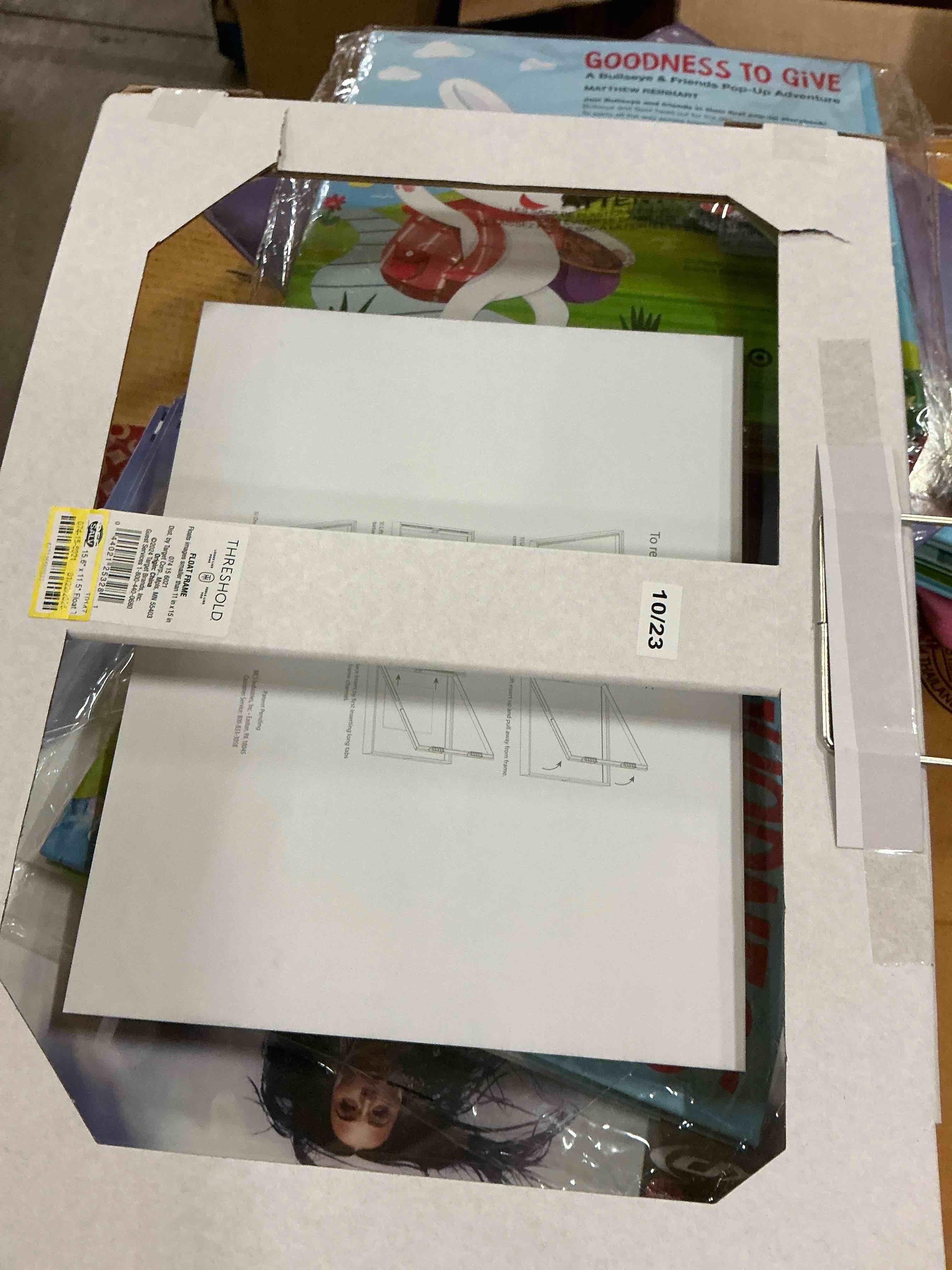 https://s3.amazonaws.com/lotting-images-prod/bidfta/PNK1335829_1750250362367.jpeg