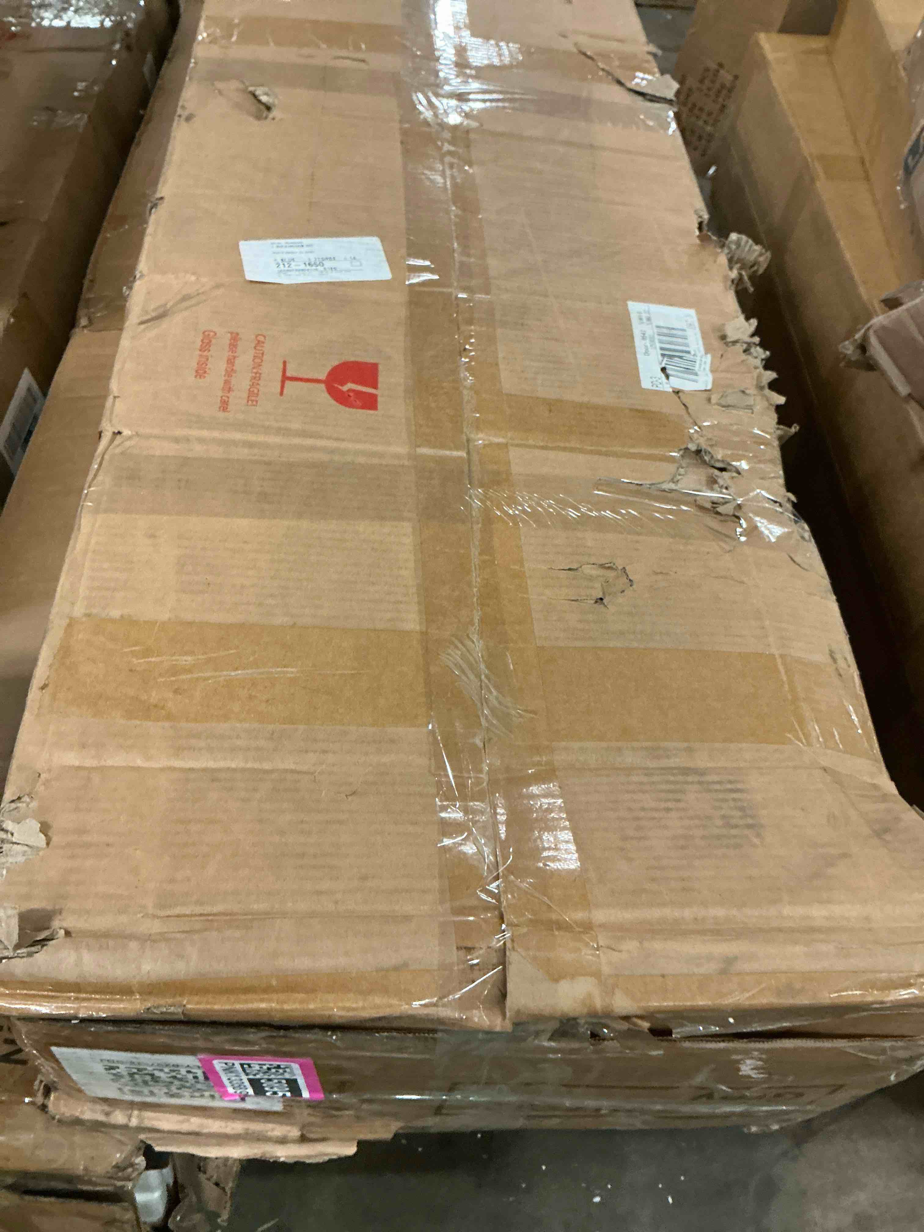 https://s3.amazonaws.com/lotting-images-prod/bidfta/PNK1335895_1750514602717.jpeg