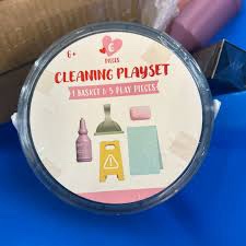 Cleaning Playset 1 Basket 5 play pieces 