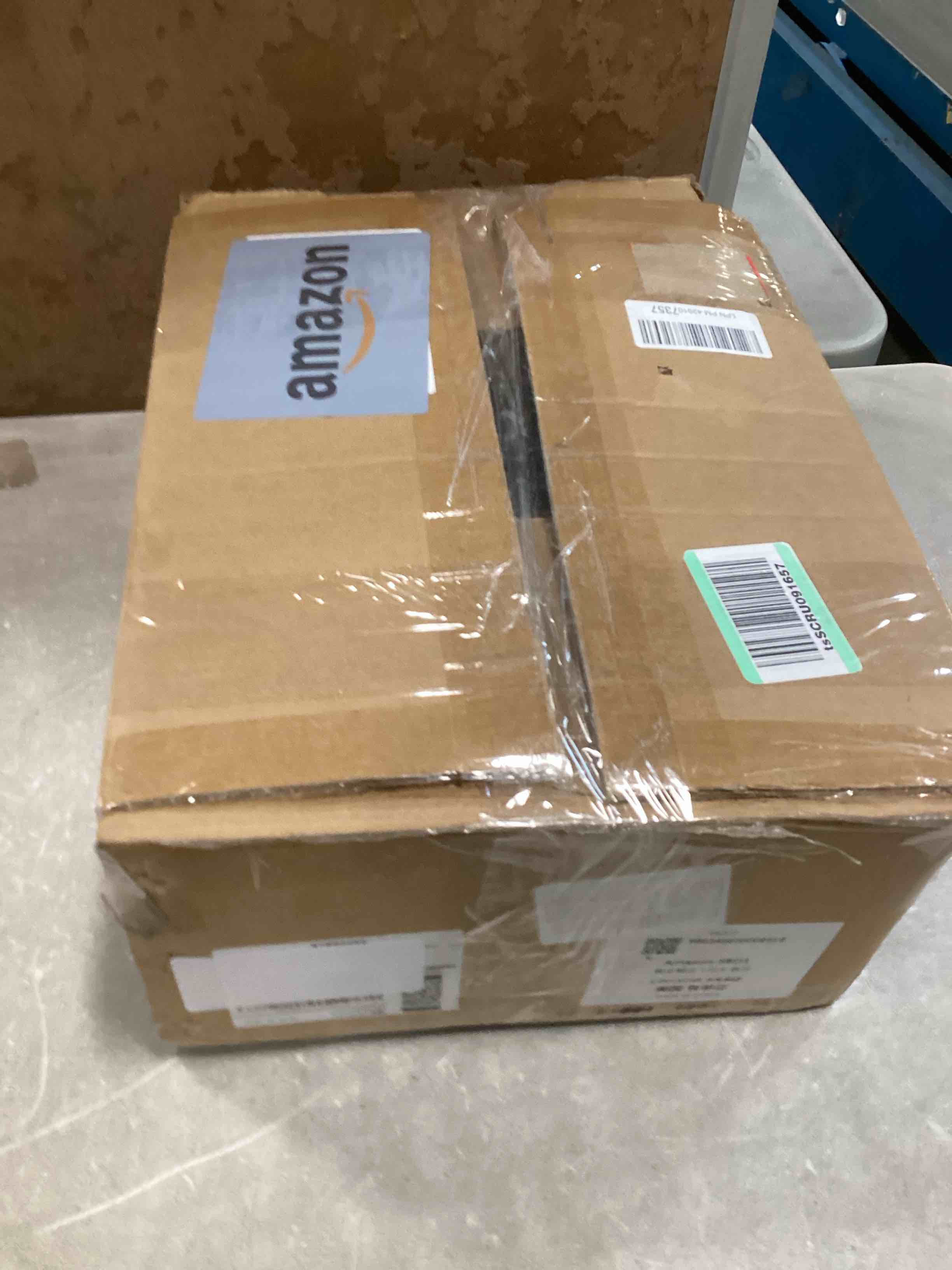 https://s3.amazonaws.com/lotting-images-prod/bidfta/PNK1336331_1733431583143.jpeg