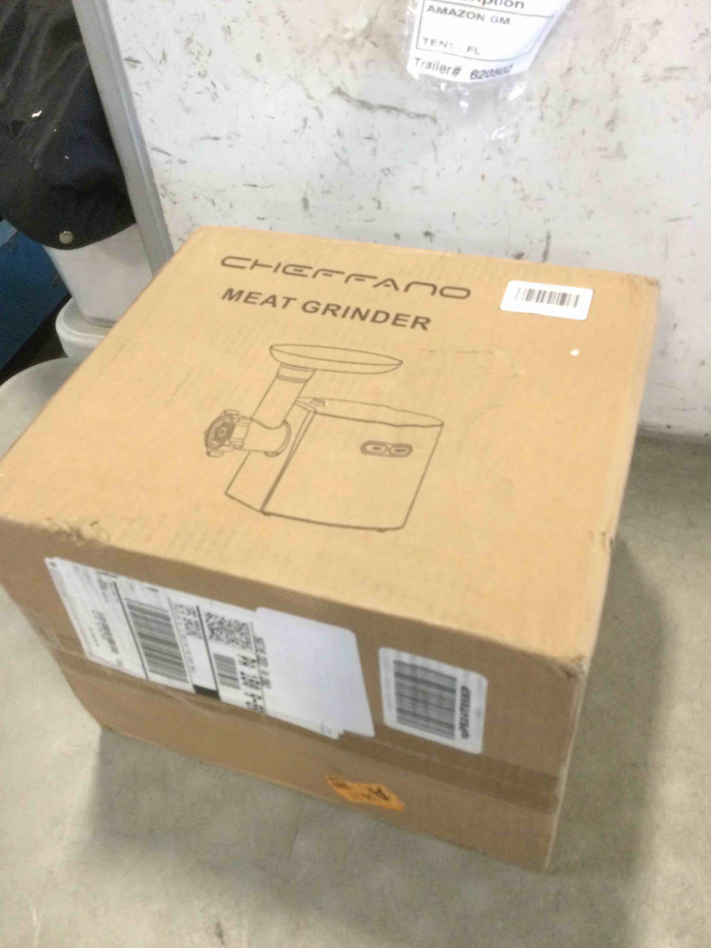 https://s3.amazonaws.com/lotting-images-prod/bidfta/PNK1336492_1733510943465.jpeg
