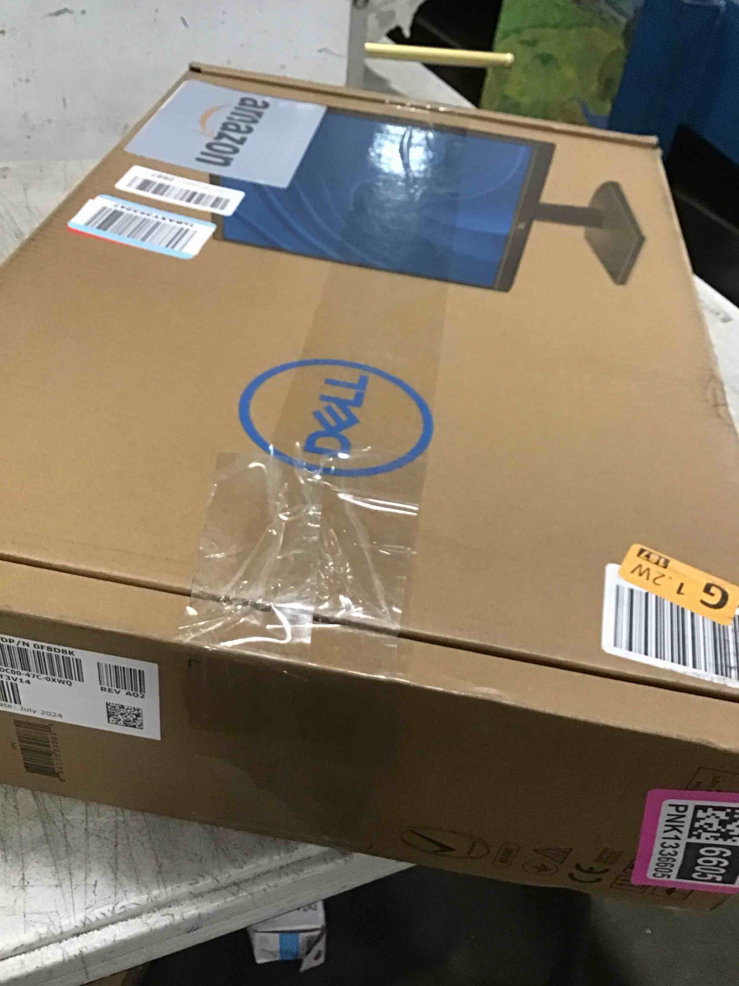 https://s3.amazonaws.com/lotting-images-prod/bidfta/PNK1336605_1733753176614.jpeg