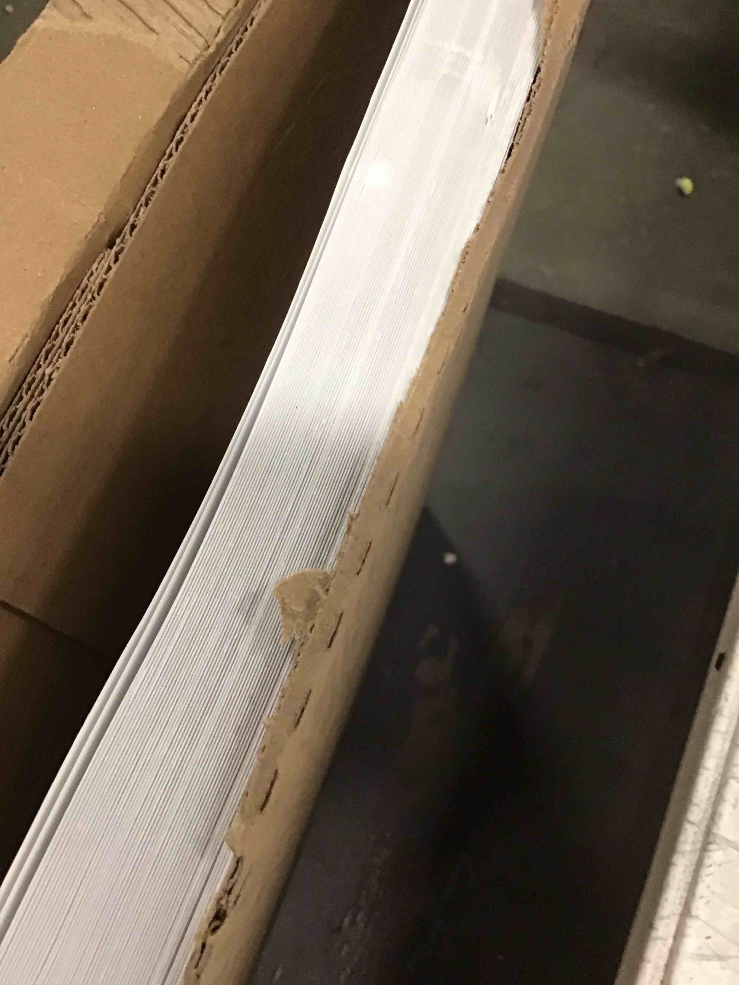 https://s3.amazonaws.com/lotting-images-prod/bidfta/PNK1336747_1733832757346.jpeg