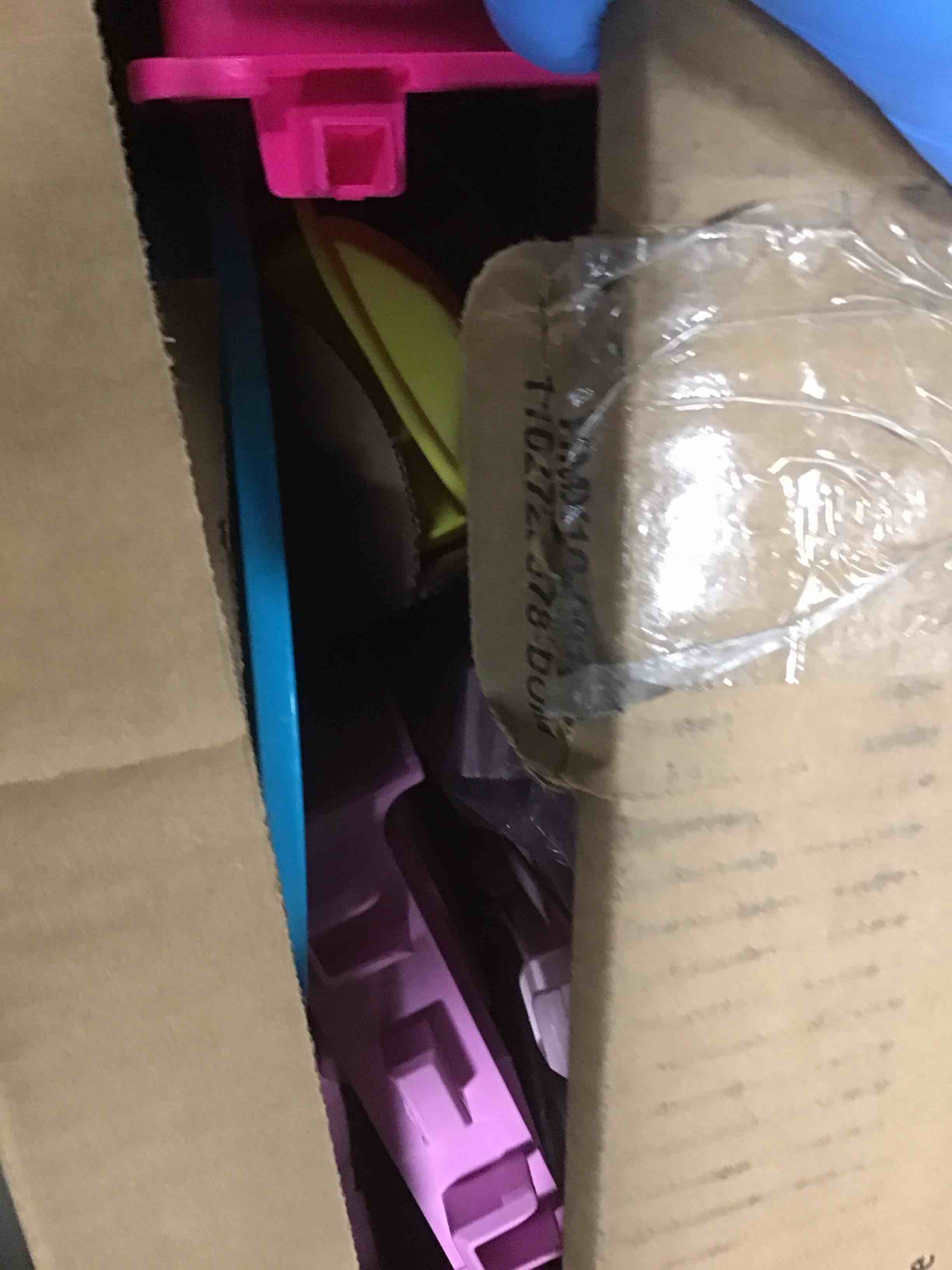 https://s3.amazonaws.com/lotting-images-prod/bidfta/PNK1336850_1733845246516.jpeg