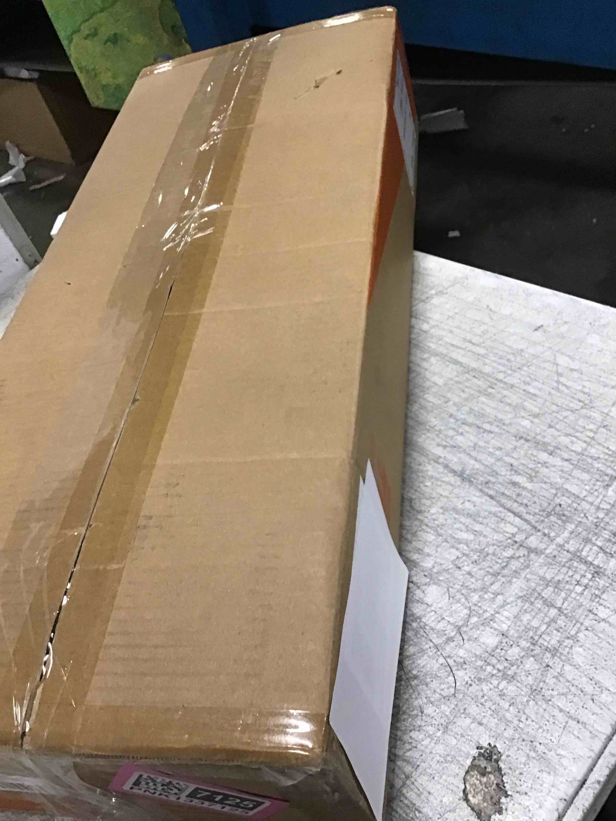 https://s3.amazonaws.com/lotting-images-prod/bidfta/PNK1337125_1734539979479.jpeg