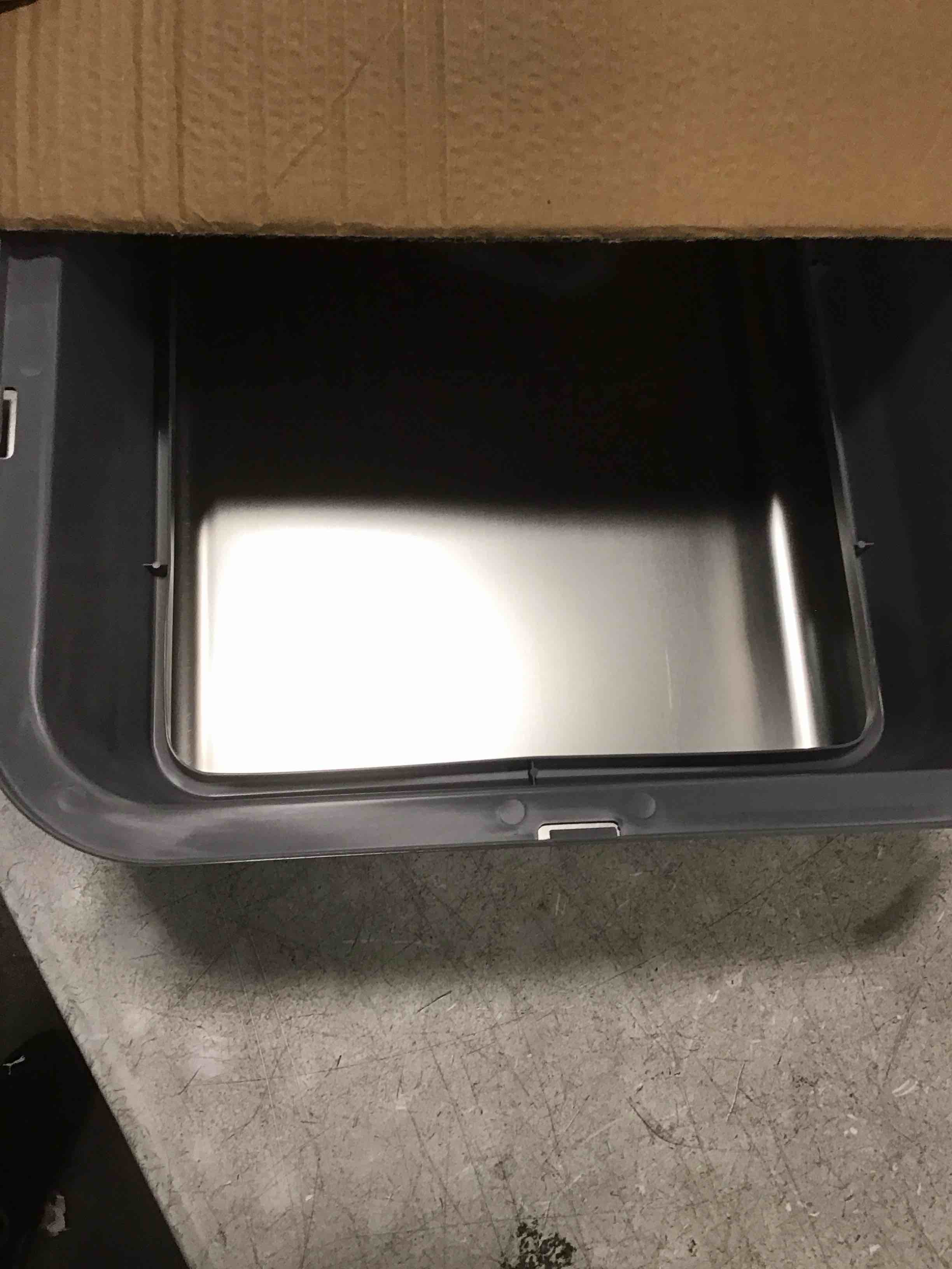 https://s3.amazonaws.com/lotting-images-prod/bidfta/PNK1337362_1734623571480.jpeg