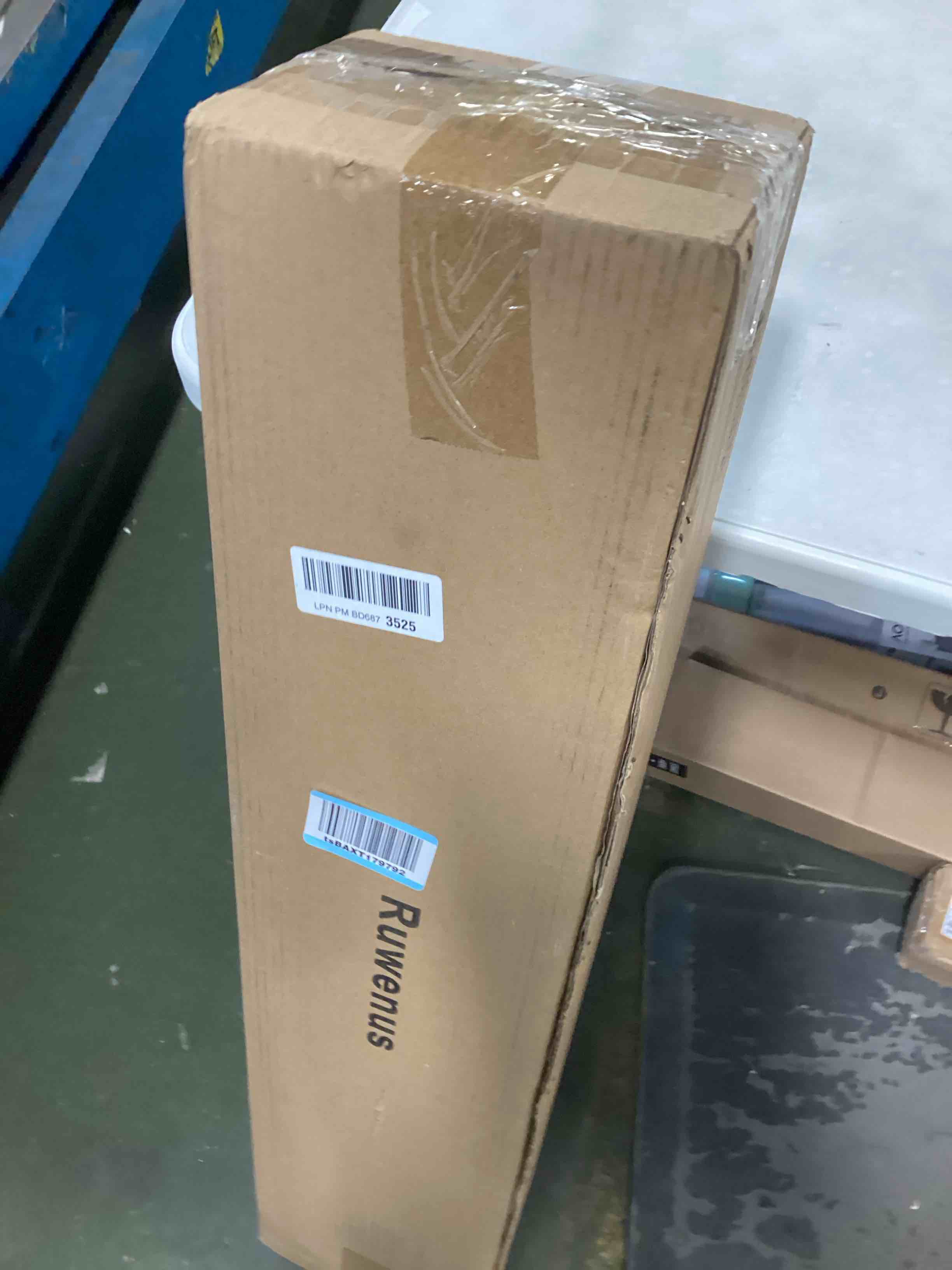 https://s3.amazonaws.com/lotting-images-prod/bidfta/PNK1338349_1735833261973.jpeg