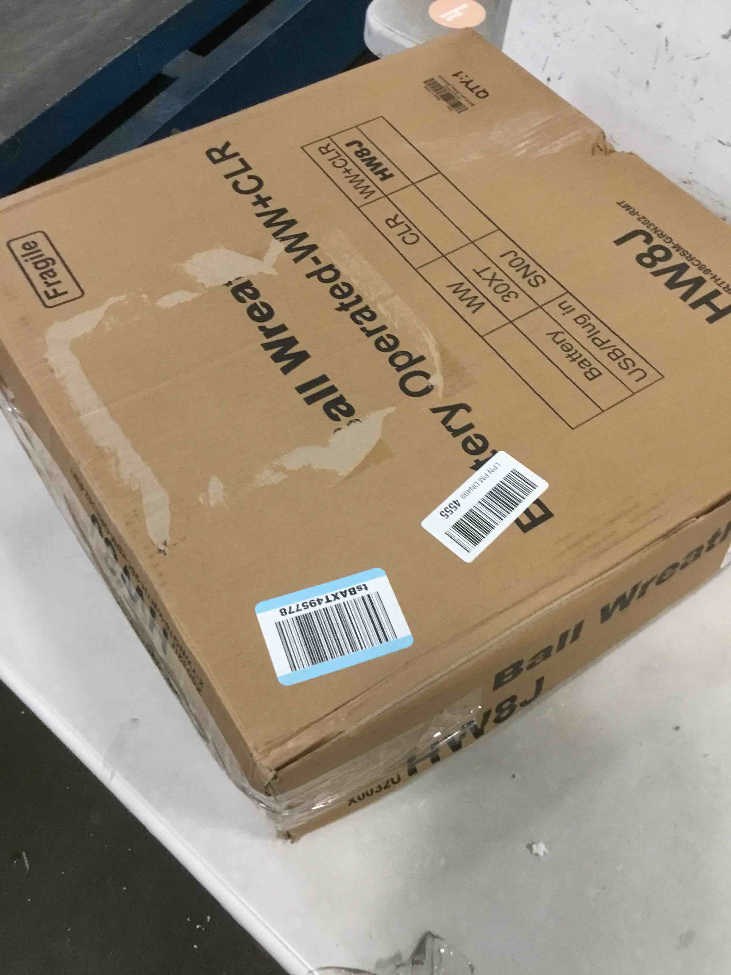 https://s3.amazonaws.com/lotting-images-prod/bidfta/PNK1338437_1735844037572.jpeg