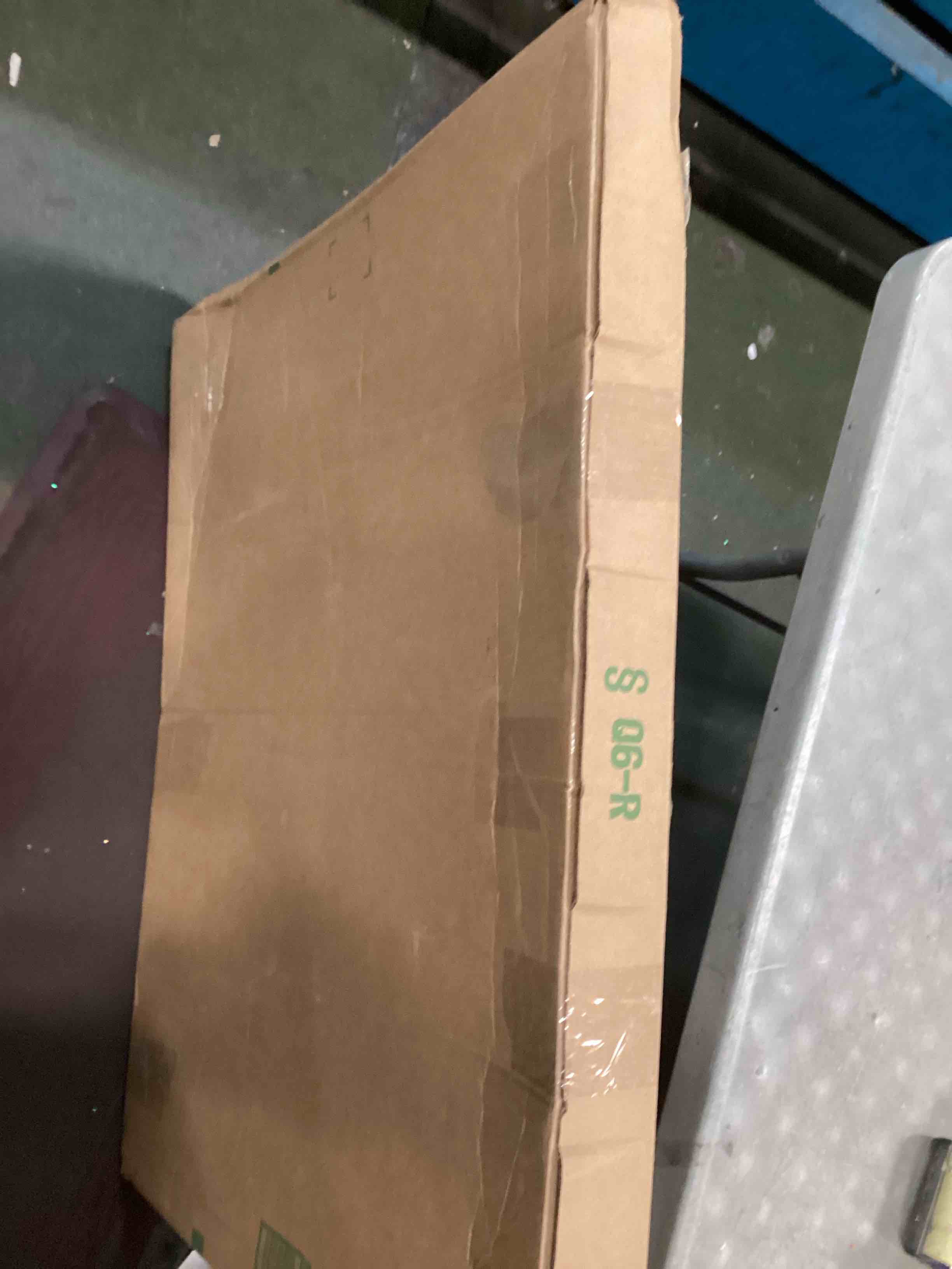 https://s3.amazonaws.com/lotting-images-prod/bidfta/PNK1338769_1736172143876.jpeg