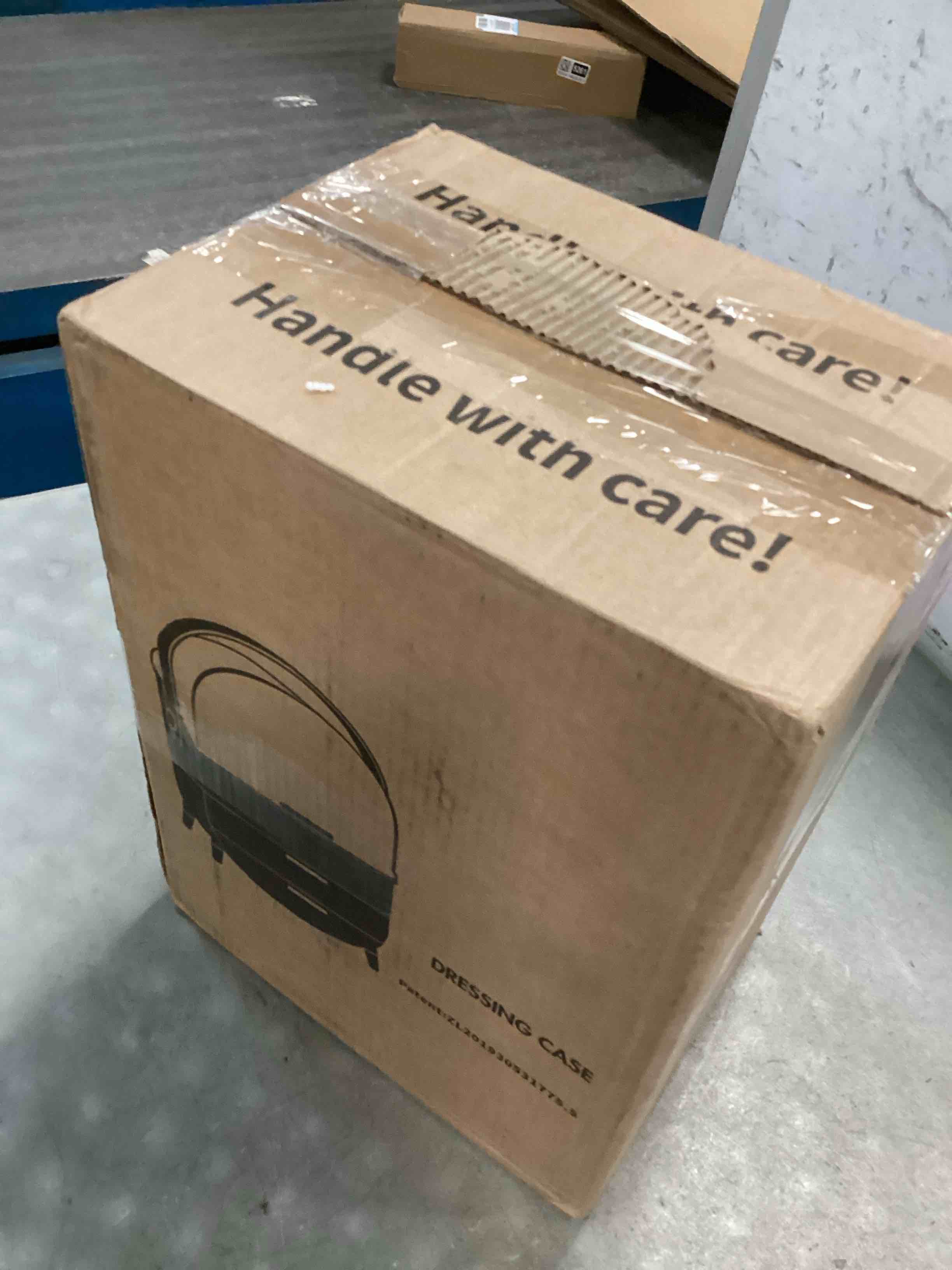 https://s3.amazonaws.com/lotting-images-prod/bidfta/PNK1338826_1736258896106.jpeg