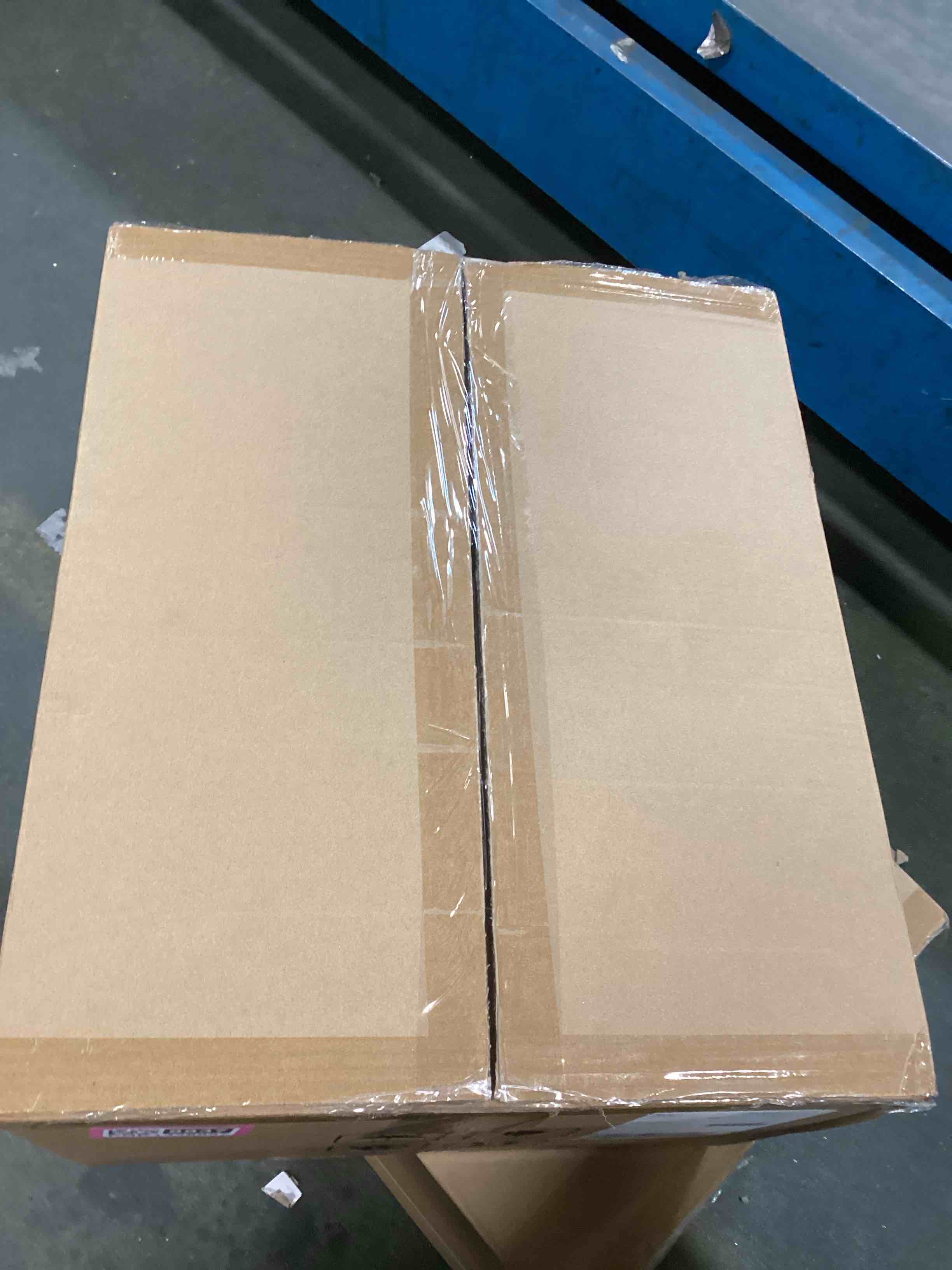 https://s3.amazonaws.com/lotting-images-prod/bidfta/PNK1338837_1736263146719.jpeg