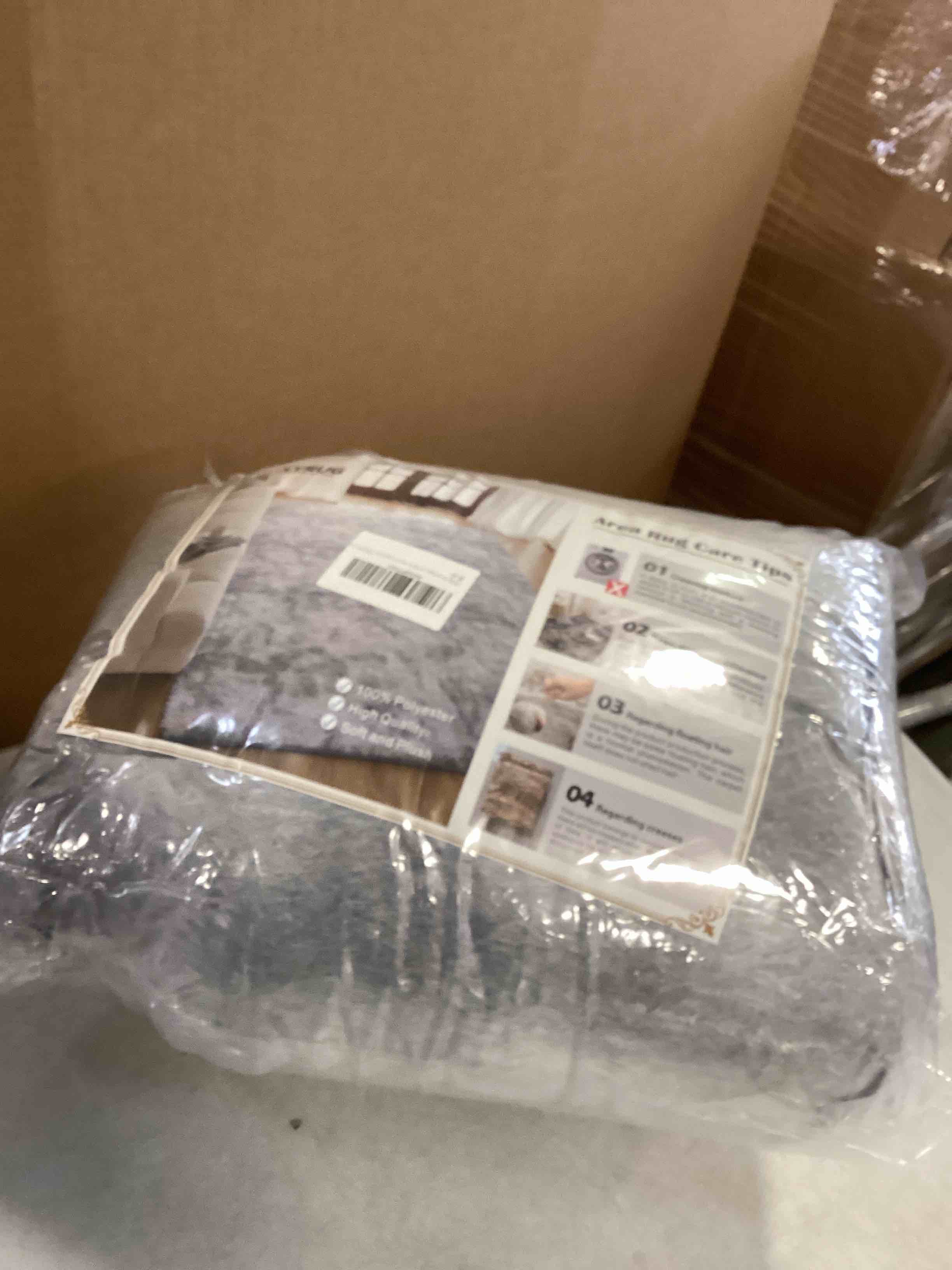 https://s3.amazonaws.com/lotting-images-prod/bidfta/PNK1342044_1733761474381.jpeg