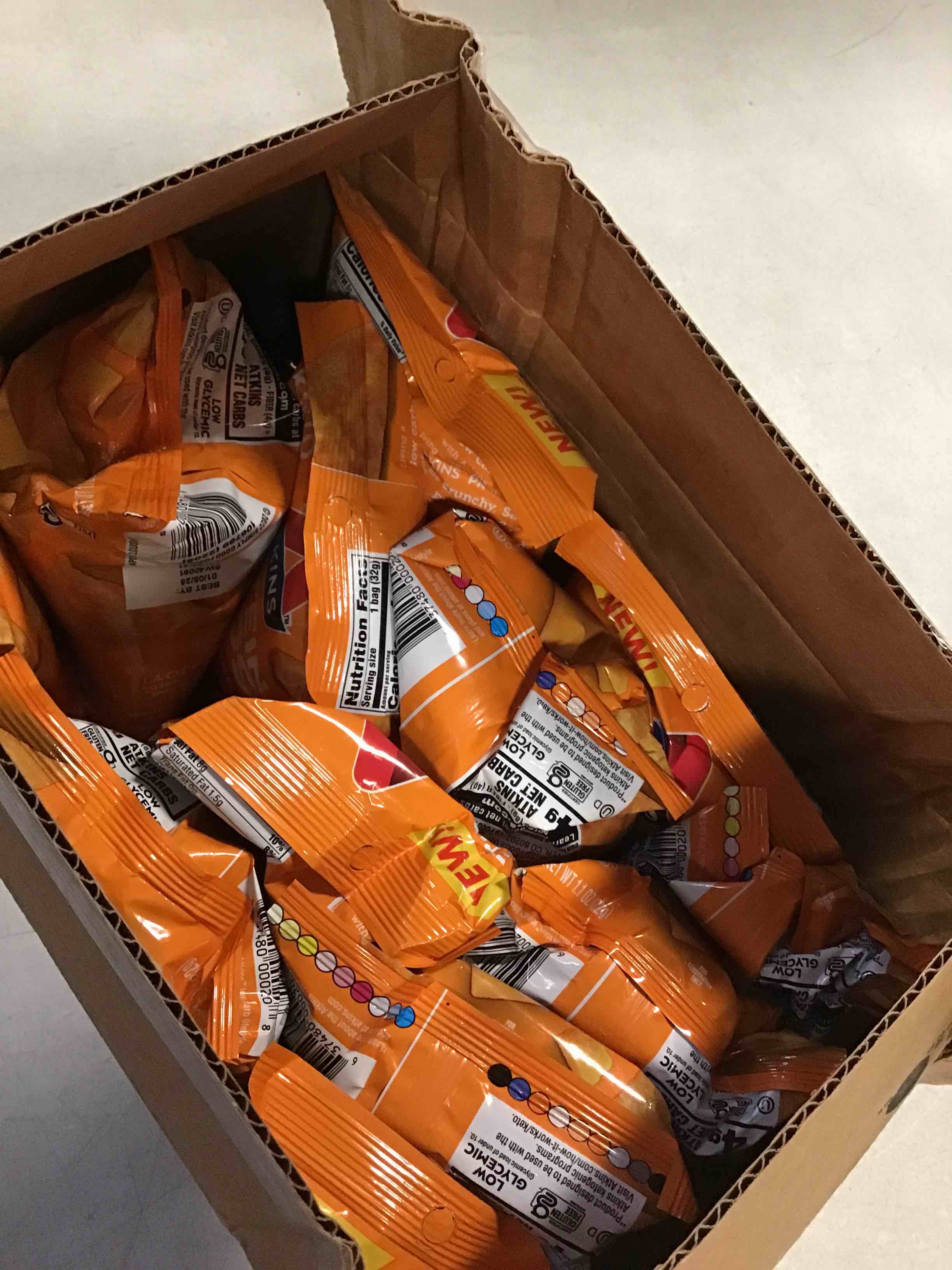 https://s3.amazonaws.com/lotting-images-prod/bidfta/PNK1342518_1733860339774.jpeg