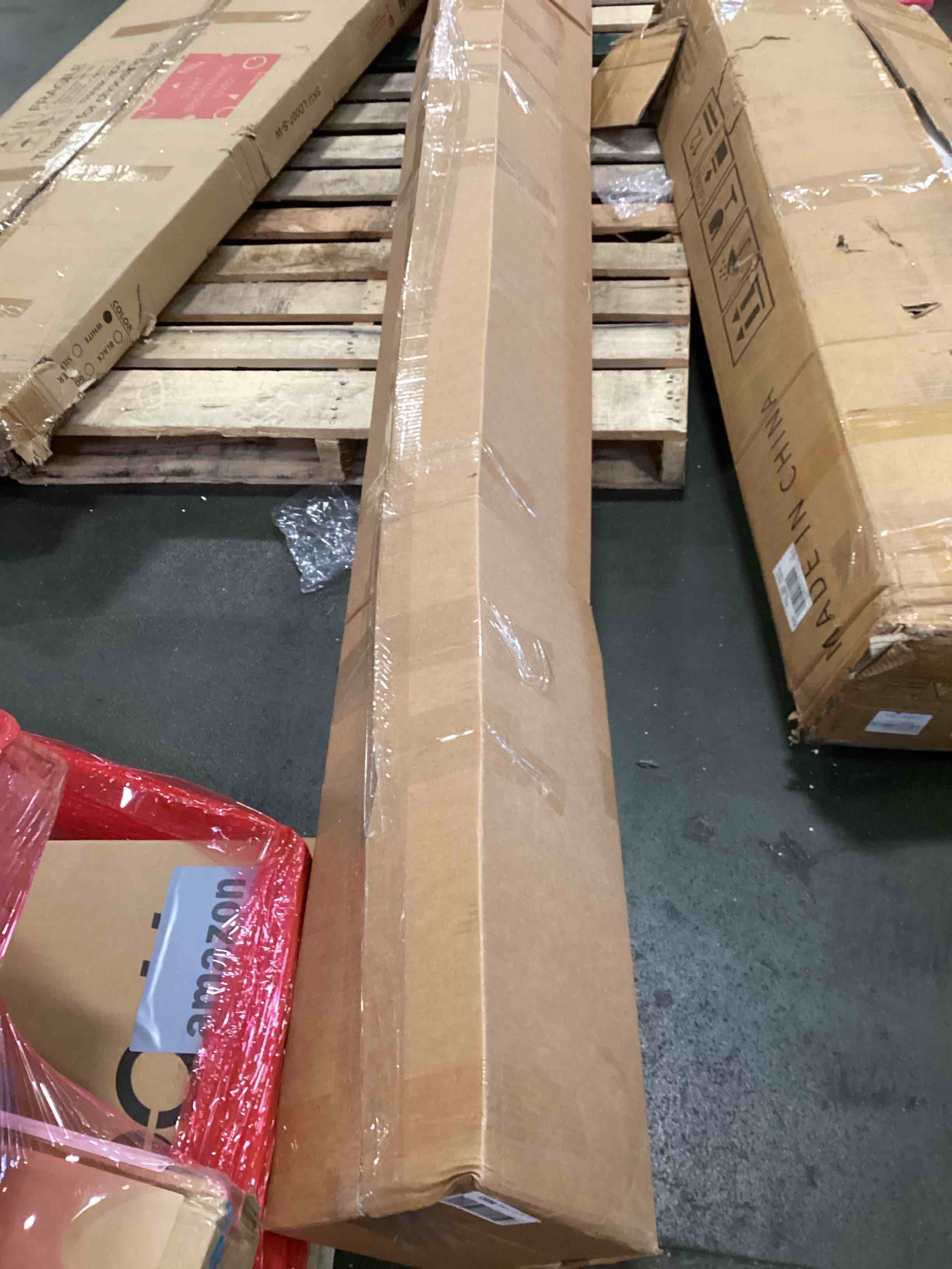https://s3.amazonaws.com/lotting-images-prod/bidfta/PNK1346207_1735589622922.jpeg
