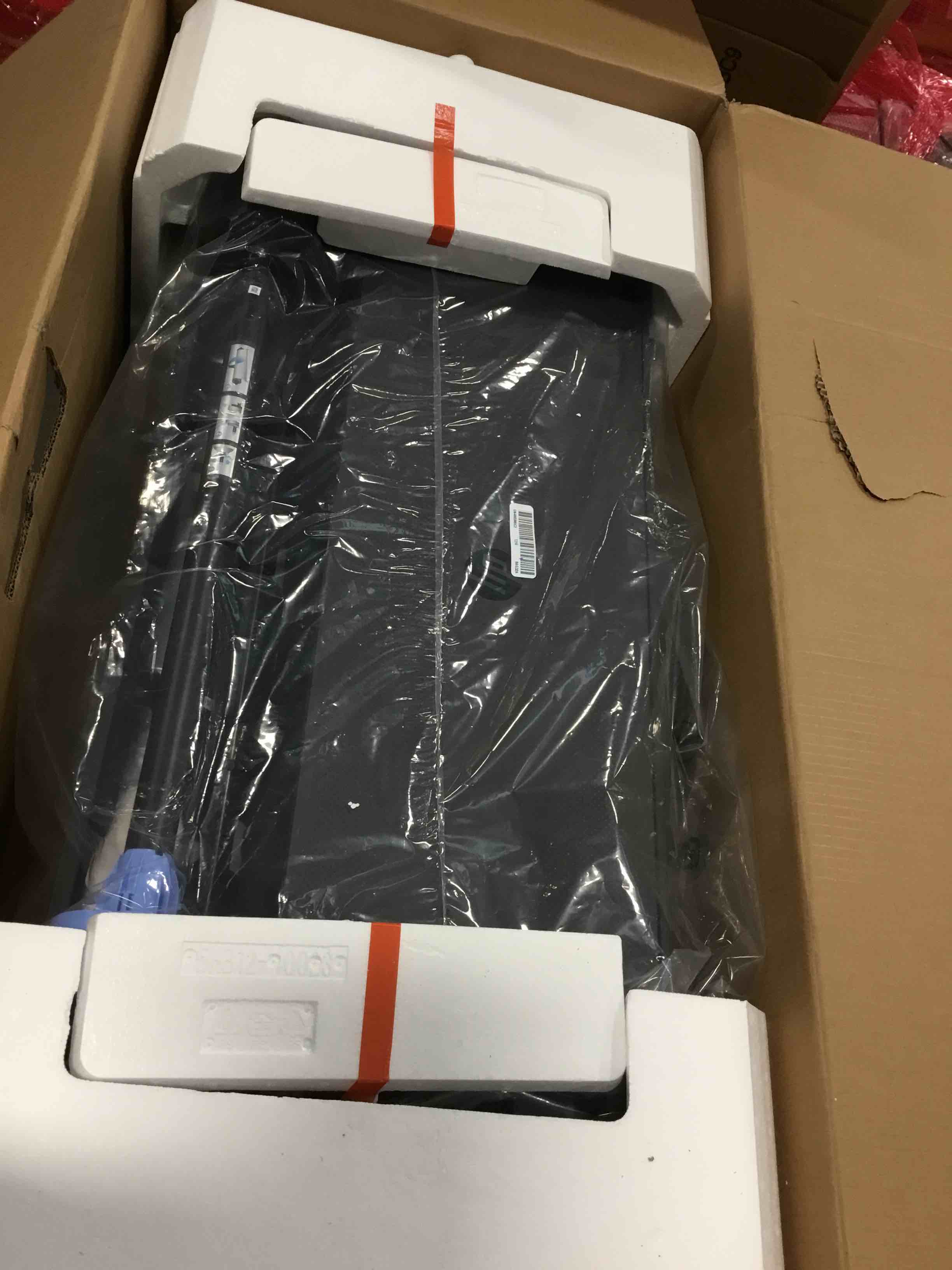 https://s3.amazonaws.com/lotting-images-prod/bidfta/PNK1346526_1736265542956.jpeg