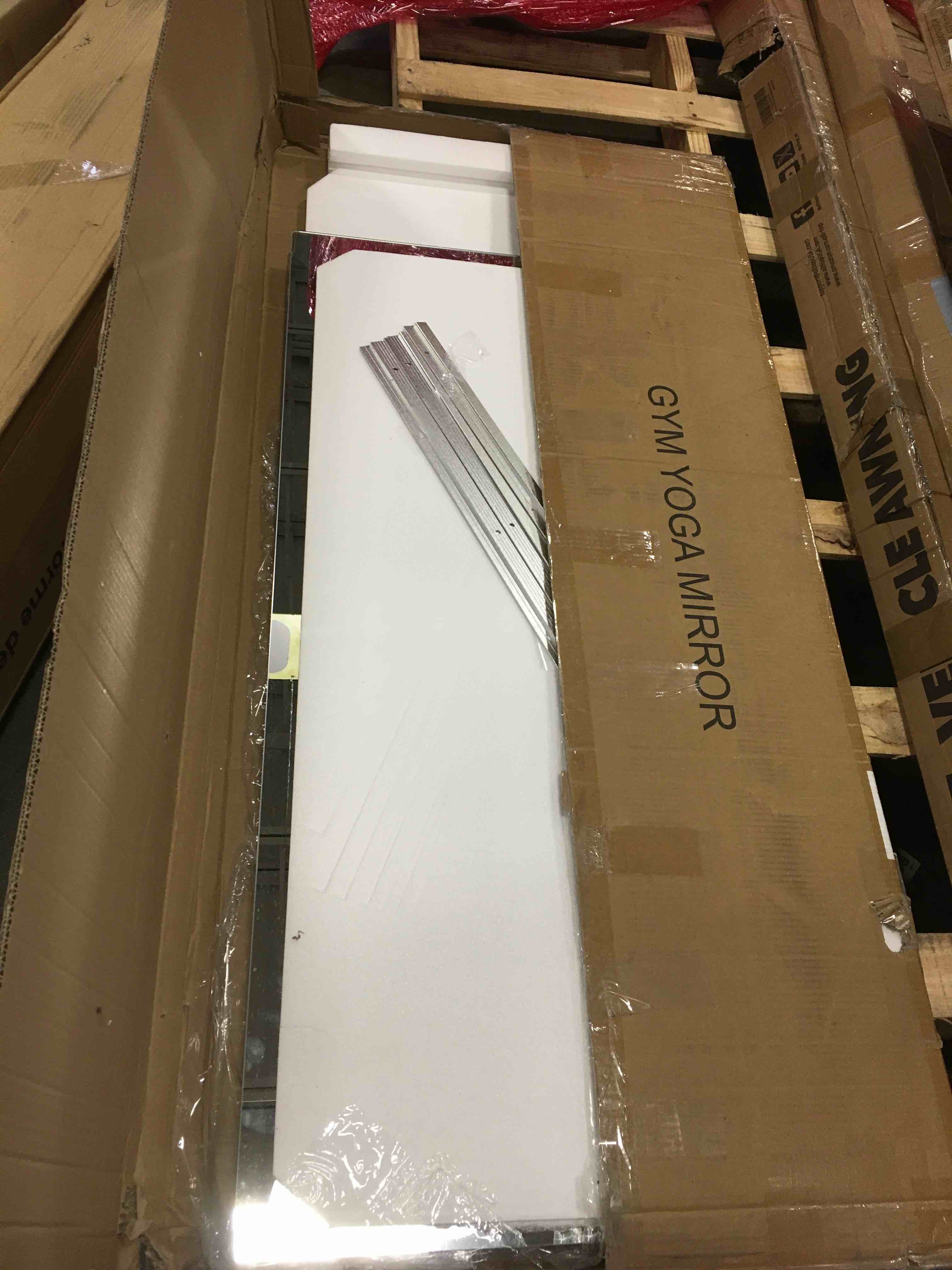 https://s3.amazonaws.com/lotting-images-prod/bidfta/PNK1346623_1736362390341.jpeg