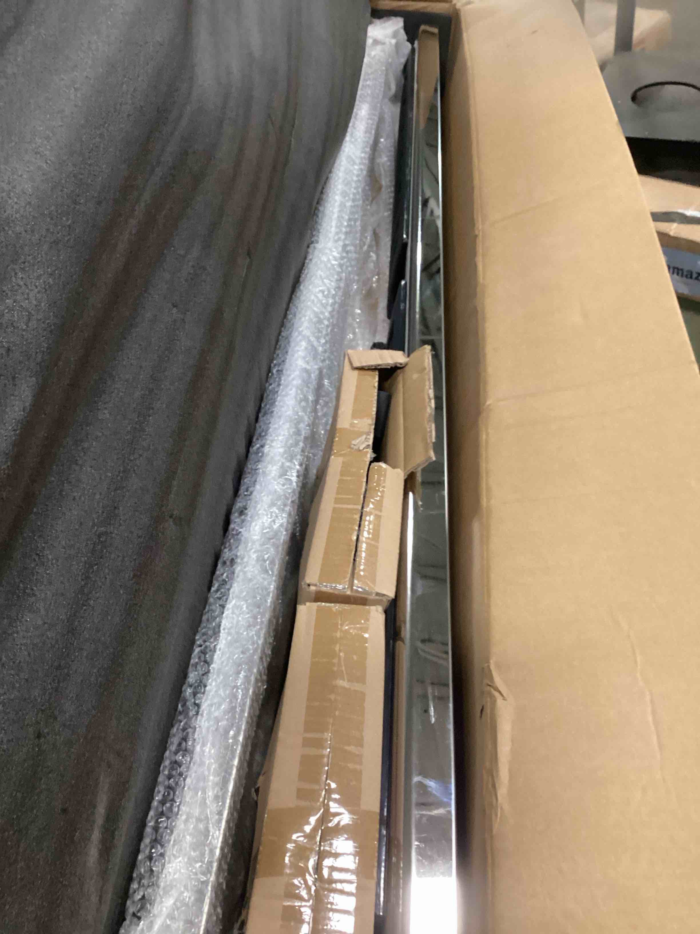 https://s3.amazonaws.com/lotting-images-prod/bidfta/PNK1347583_1737379919940.jpeg