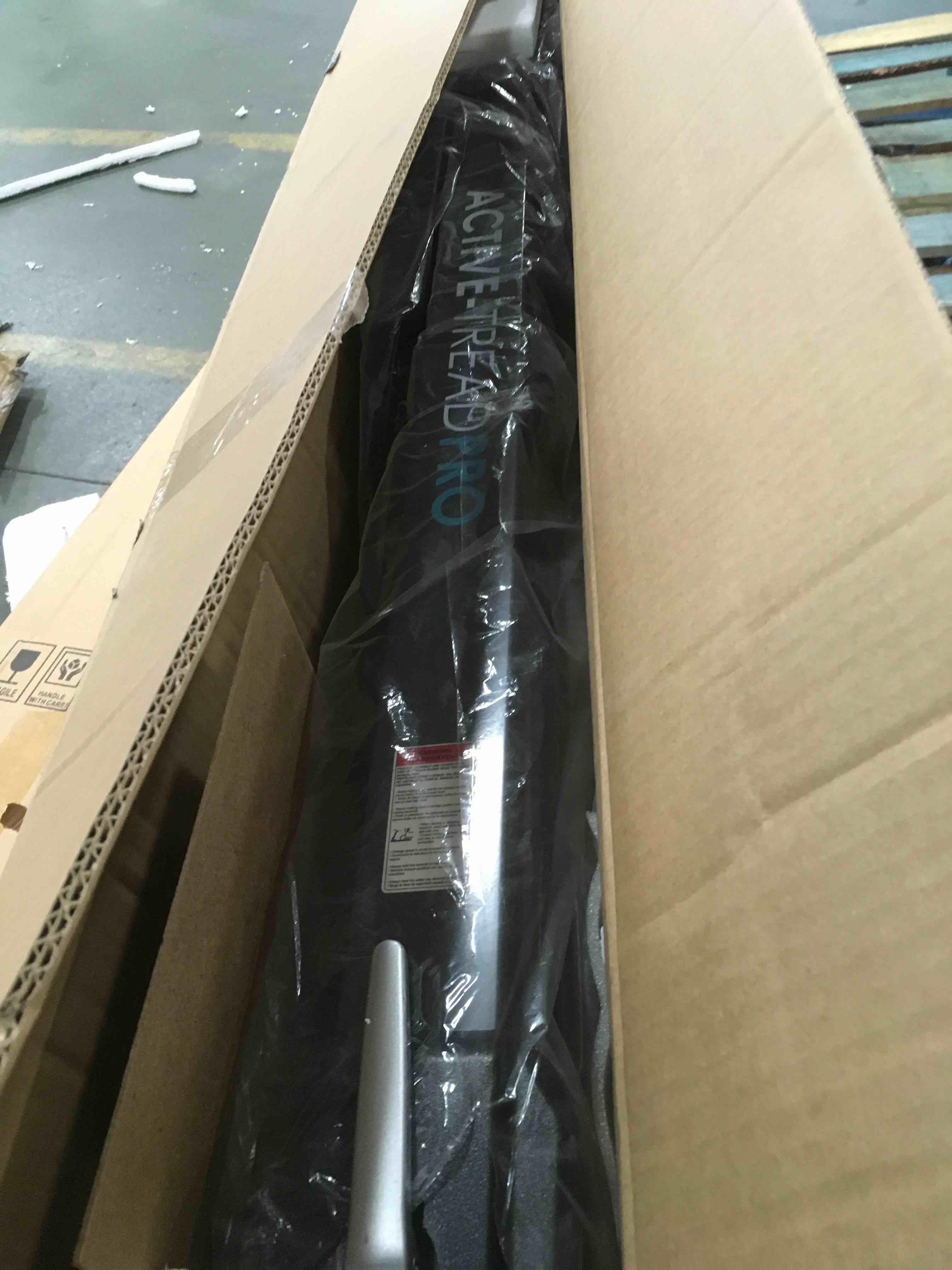 https://s3.amazonaws.com/lotting-images-prod/bidfta/PNK1347930_1737493921158.jpeg