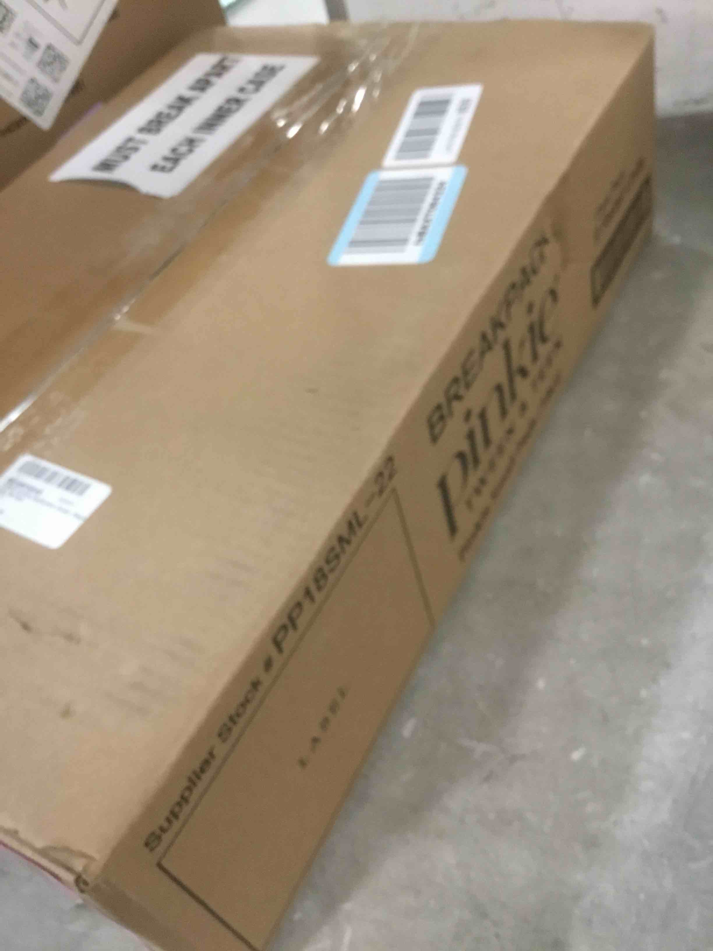 https://s3.amazonaws.com/lotting-images-prod/bidfta/PNK1348067_1733407841410.jpeg