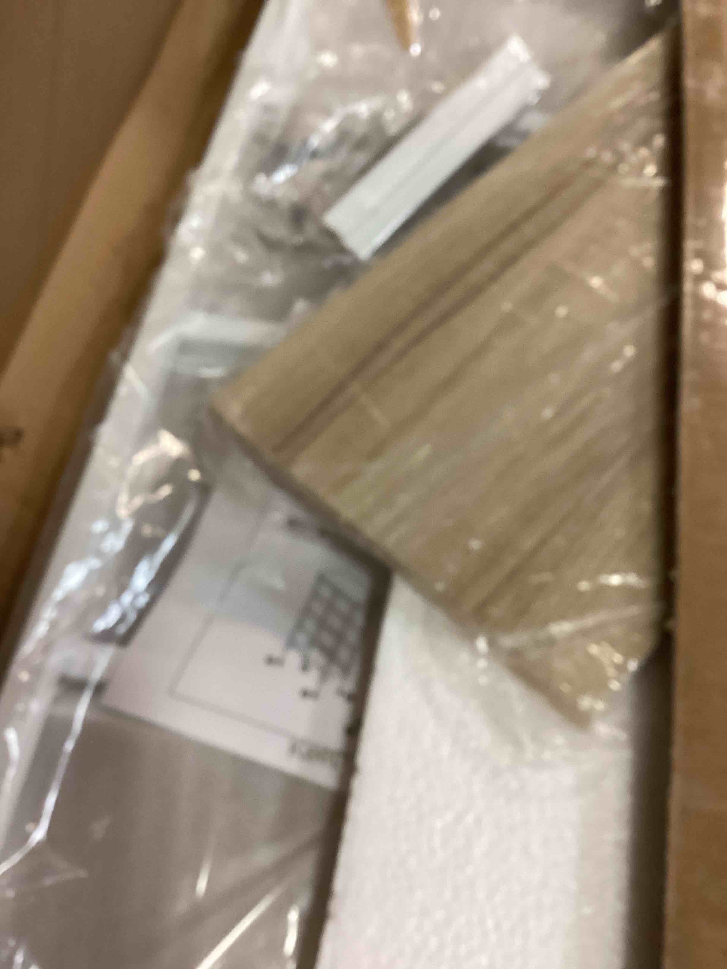 https://s3.amazonaws.com/lotting-images-prod/bidfta/PNK1348439_1733516356462.jpeg